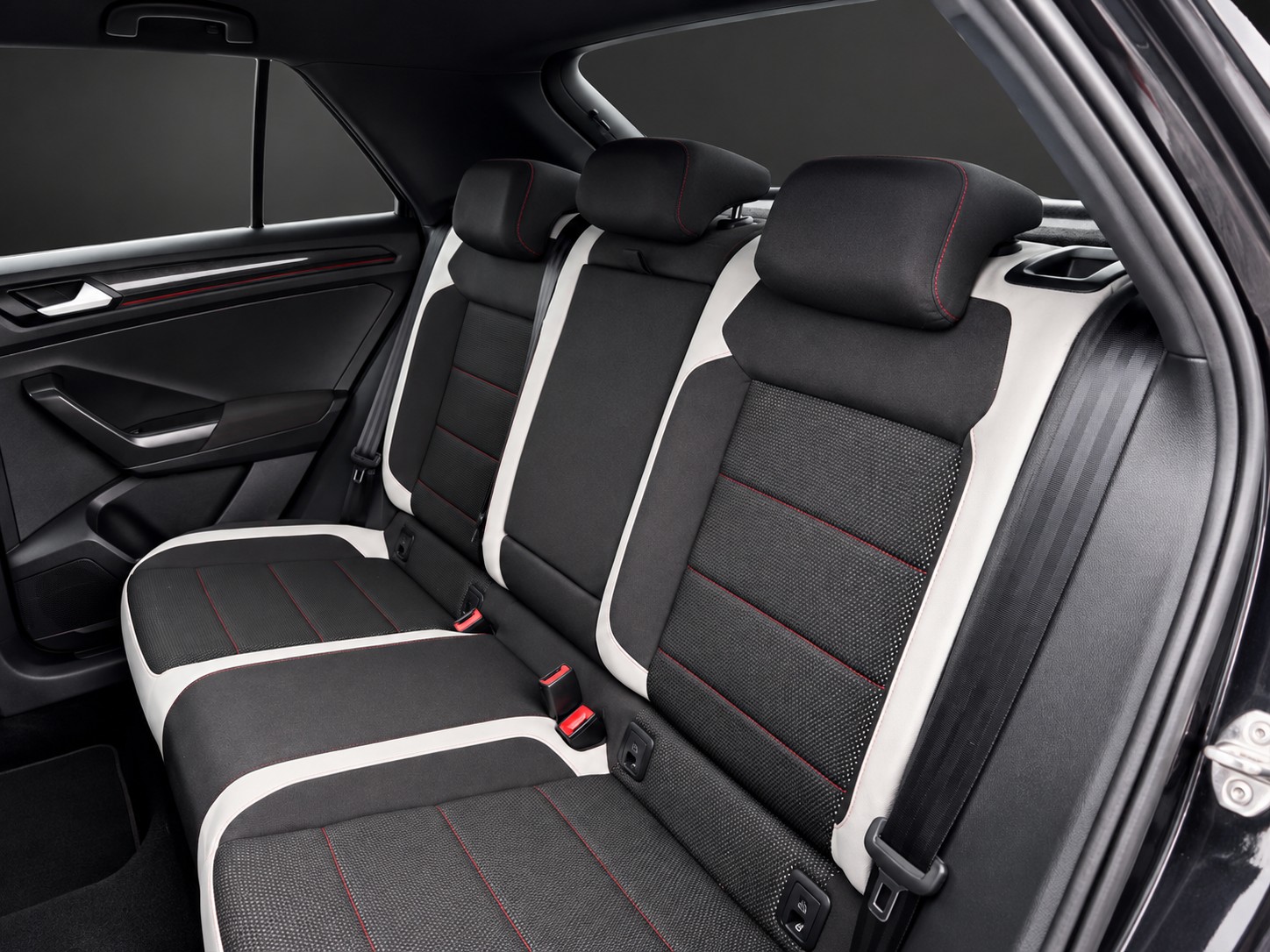 VW T-Roc 1.5 TSI EVO Sport DSG mit 150 PS-image-14
