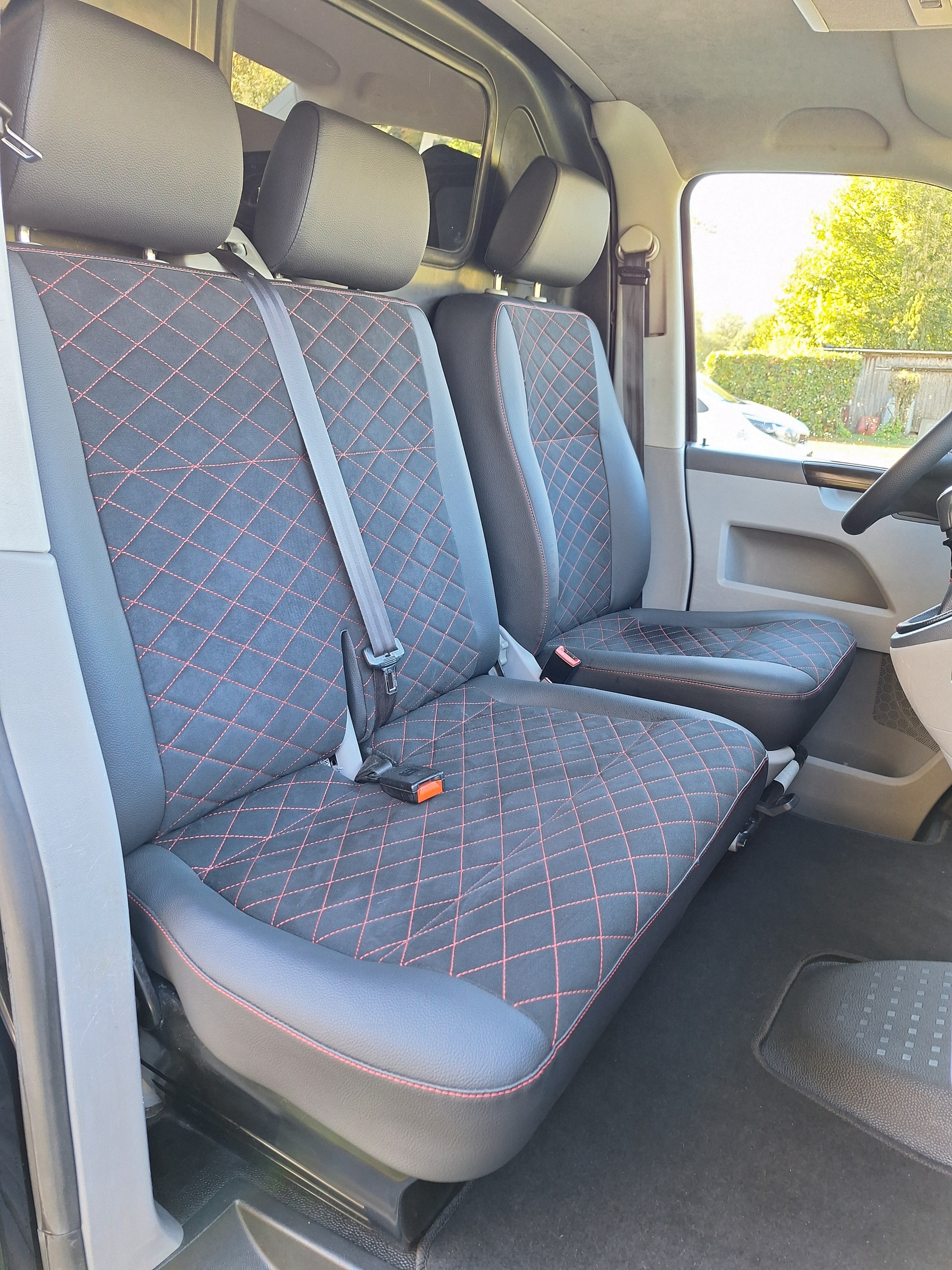 VW T5 4x4 2.0 140PS-image-5