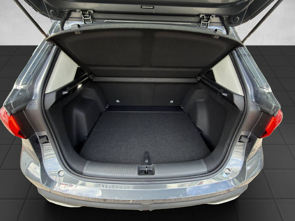MG ZS 1.5 Hybrid+ Luxury-image-5
