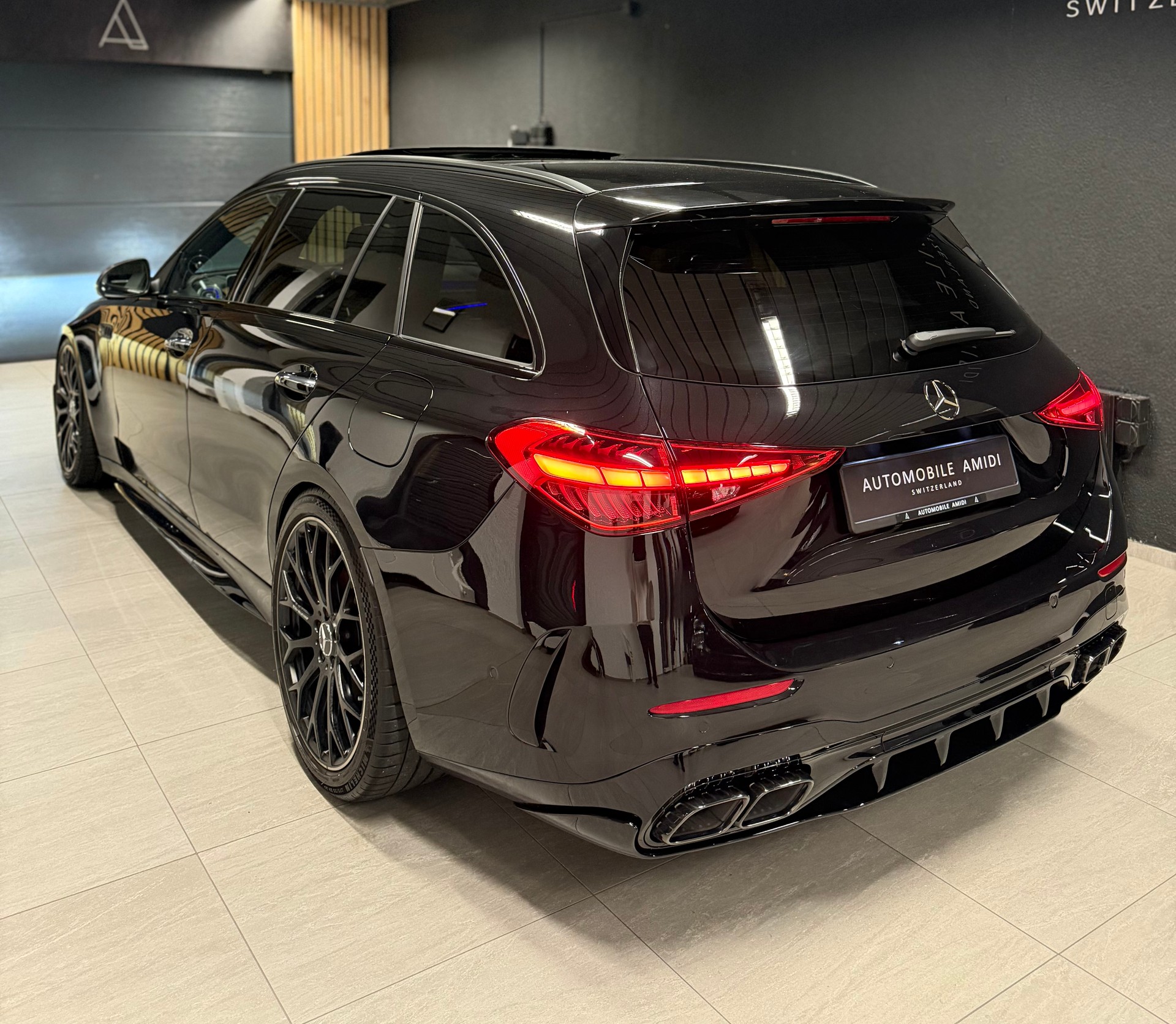 MERCEDES-BENZ C 63 S AMG T E Performance 4 Matic Executive Edition-image-5