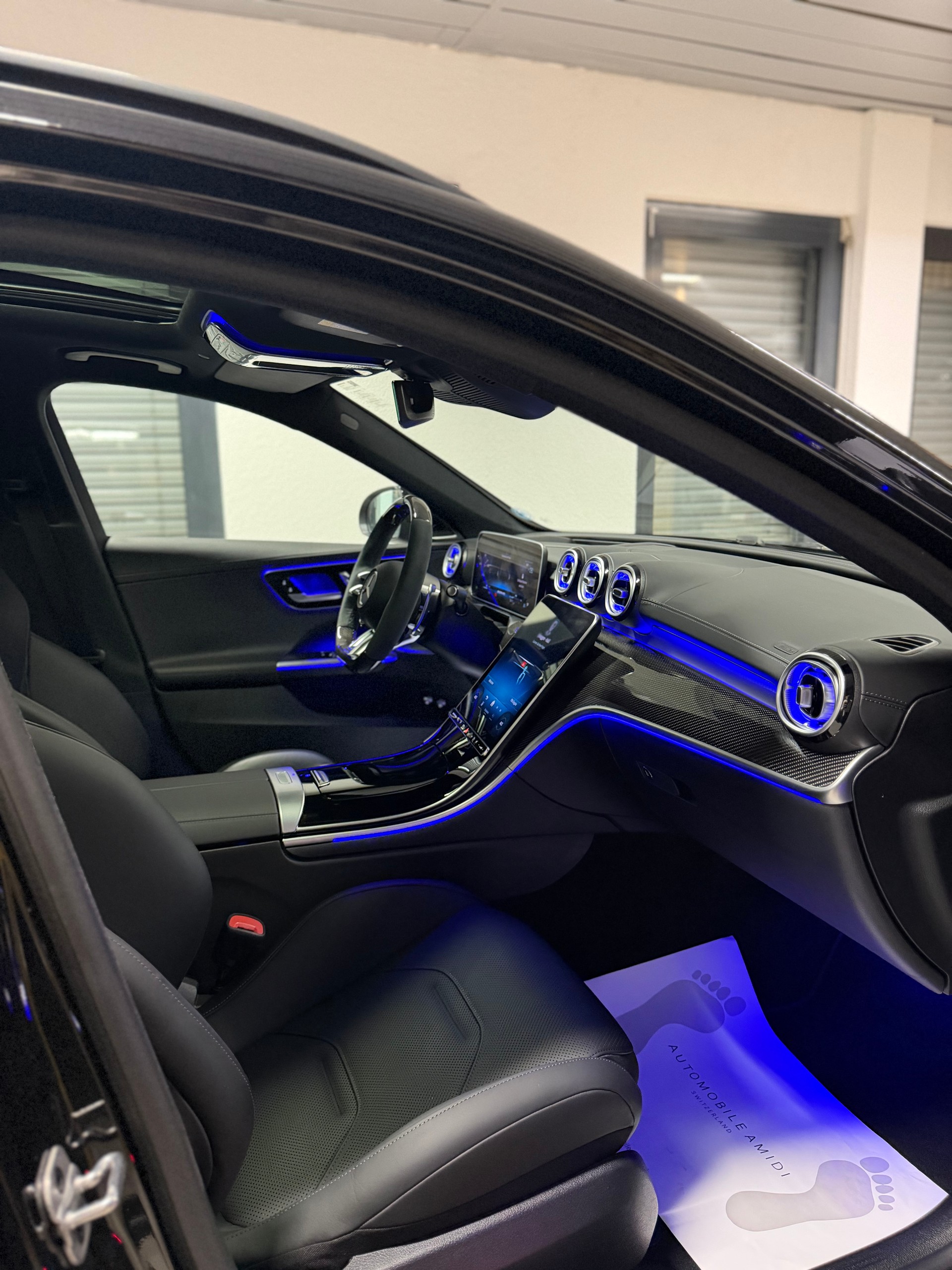 MERCEDES-BENZ C 63 S AMG T E Performance 4 Matic Executive Edition-image-12