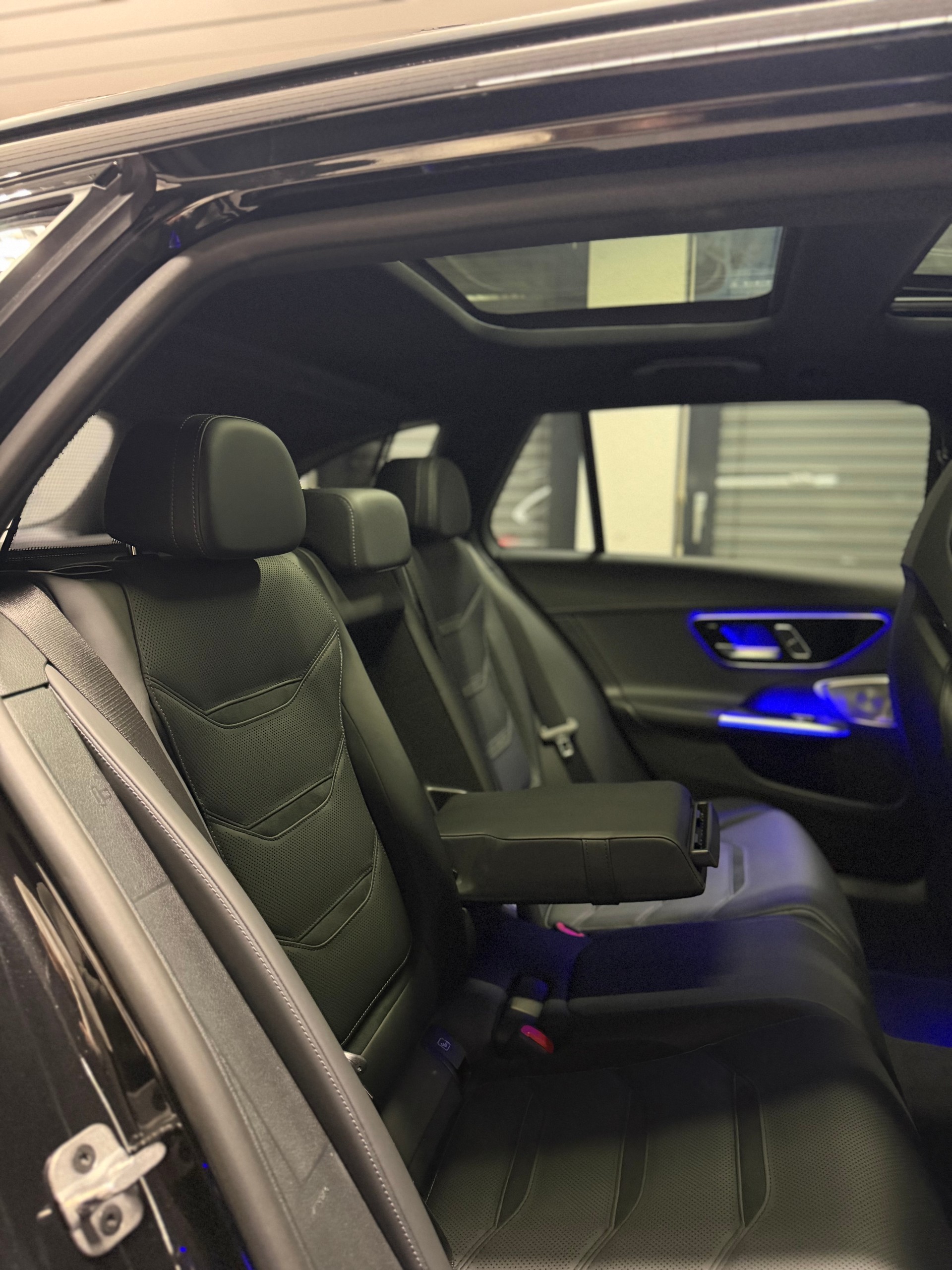 MERCEDES-BENZ C 63 S AMG T E Performance 4 Matic Executive Edition-image-19