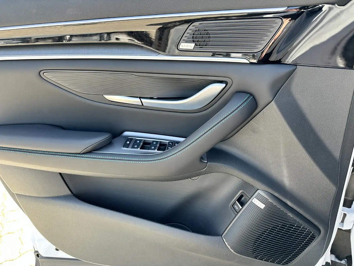 BYD Seal U "Design" EV-image-13