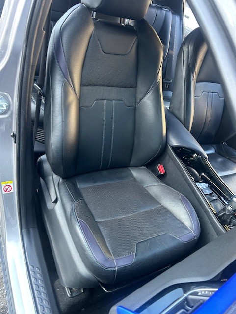 TOYOTA C-HR 1.8 HSD Style CVT-image-4