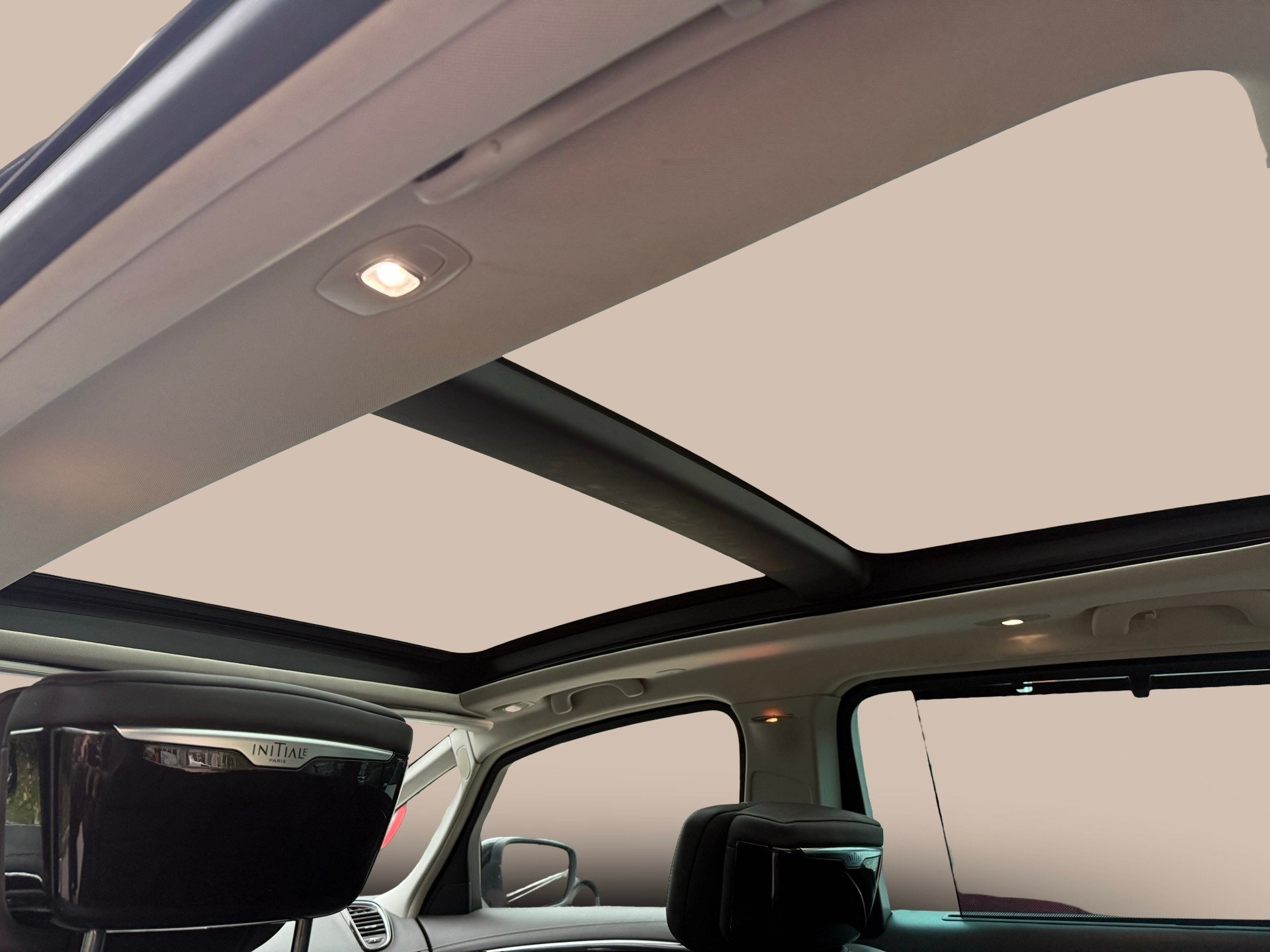 RENAULT Espace 1.6 dCi Initiale Paris EDC-image-13