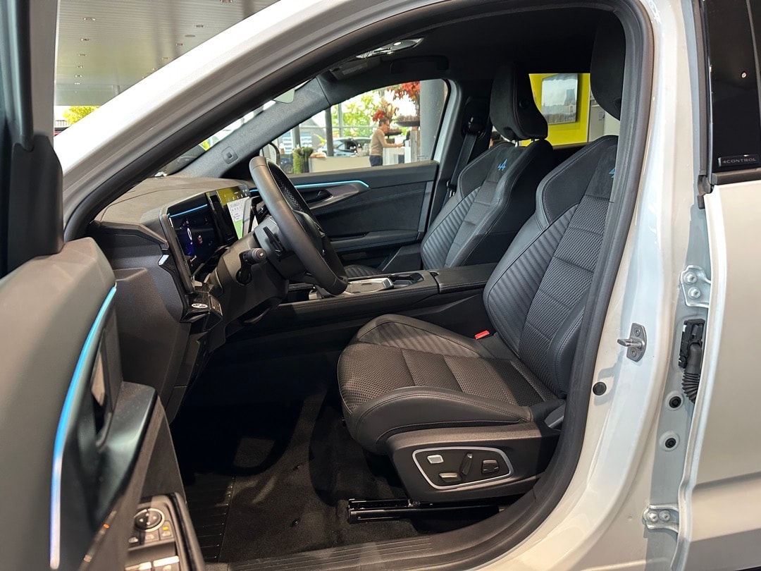 RENAULT Austral 1.2 HEV 200 esprit Alpine A-image-11