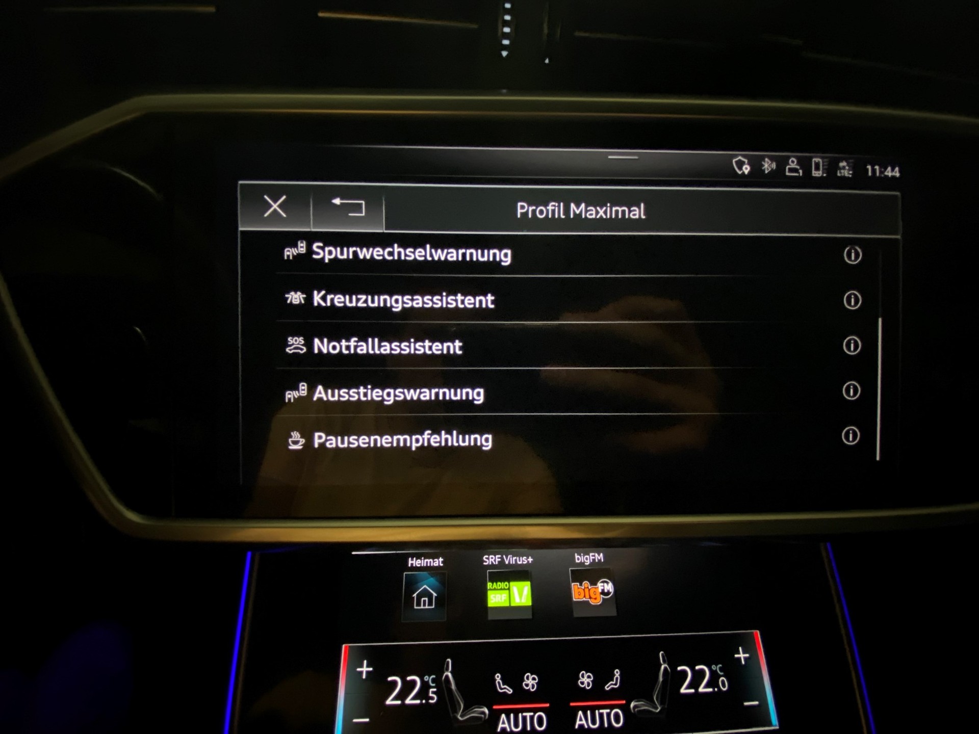 AUDI A6 40 TDI Sport S-tronic-image-13
