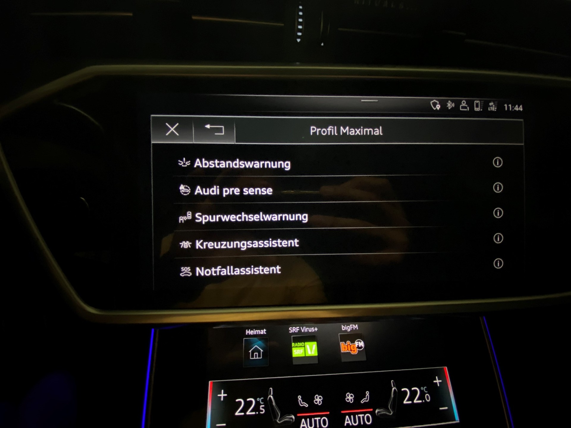 AUDI A6 40 TDI Sport S-tronic-image-14