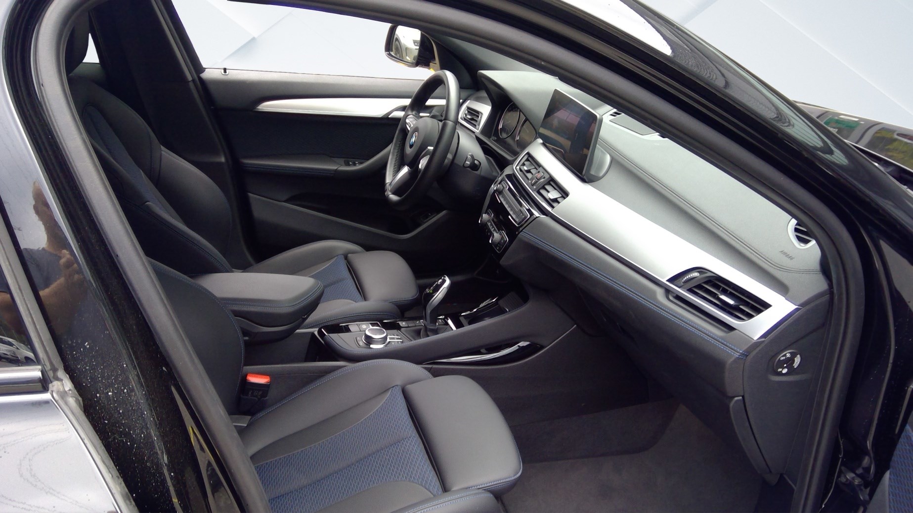 BMW X2 xDrive 20i M Sport-image-8