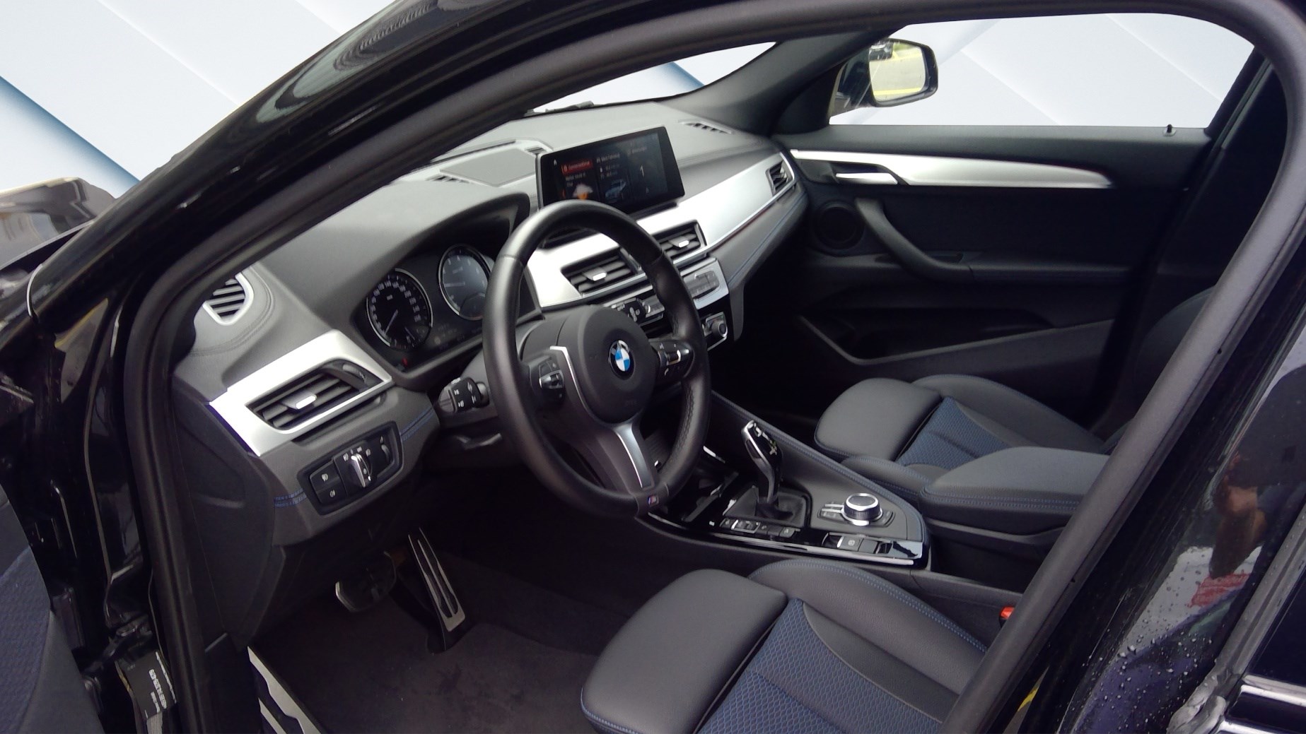 BMW X2 xDrive 20i M Sport-image-11