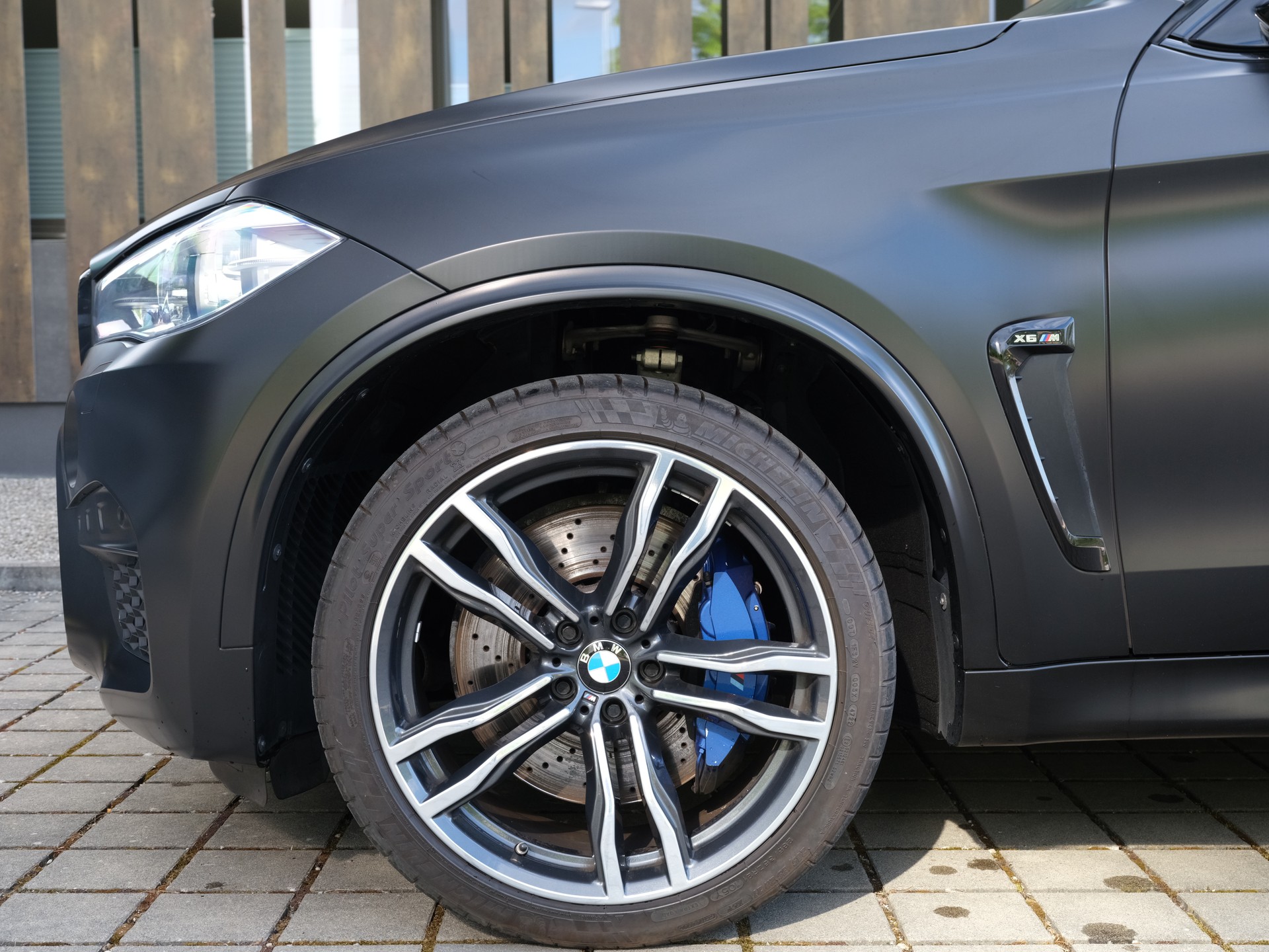 BMW X6M Steptronic-image-4