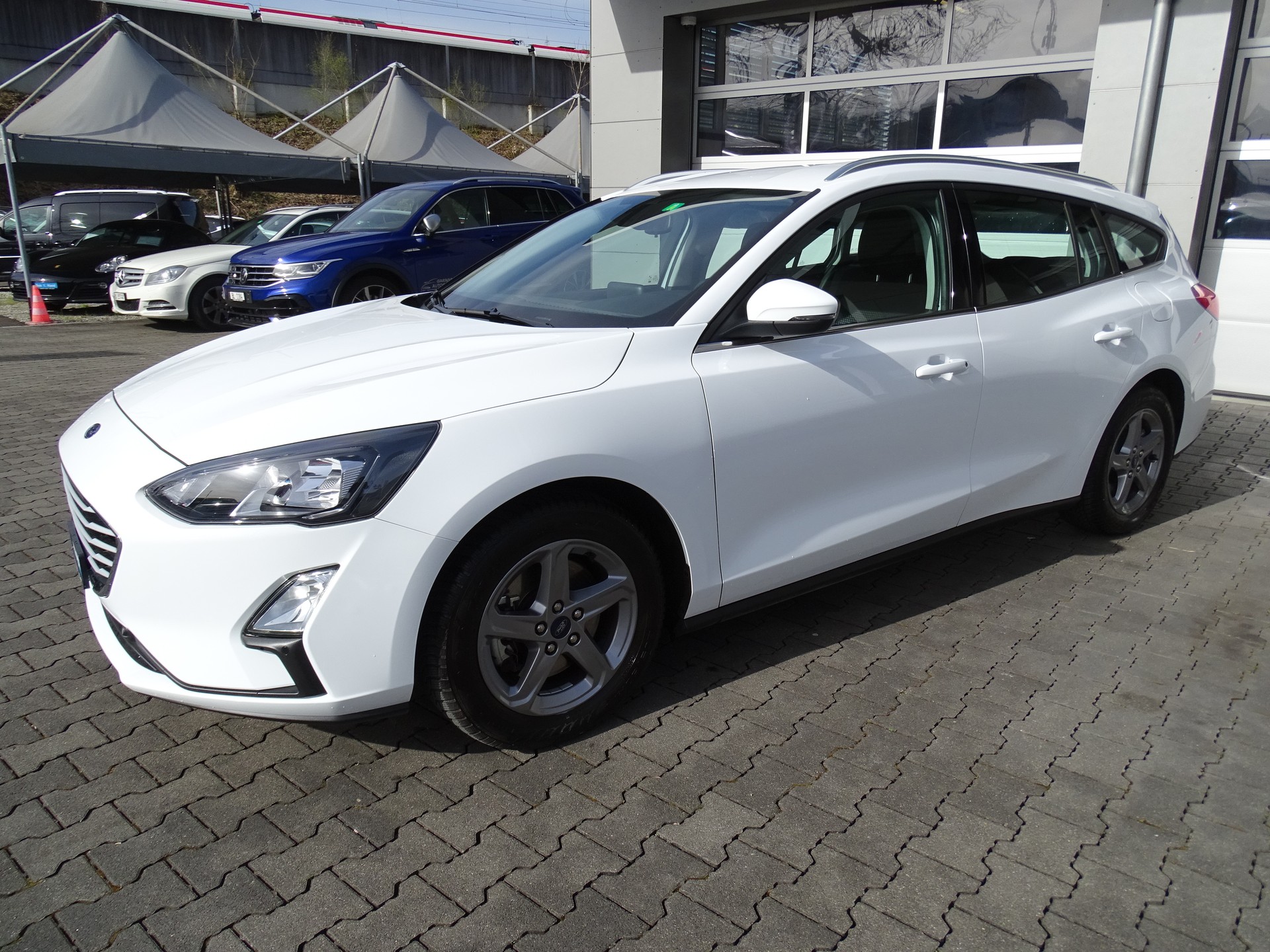 FORD Focus 1.5 SCTi Titanium Automatic-image-21