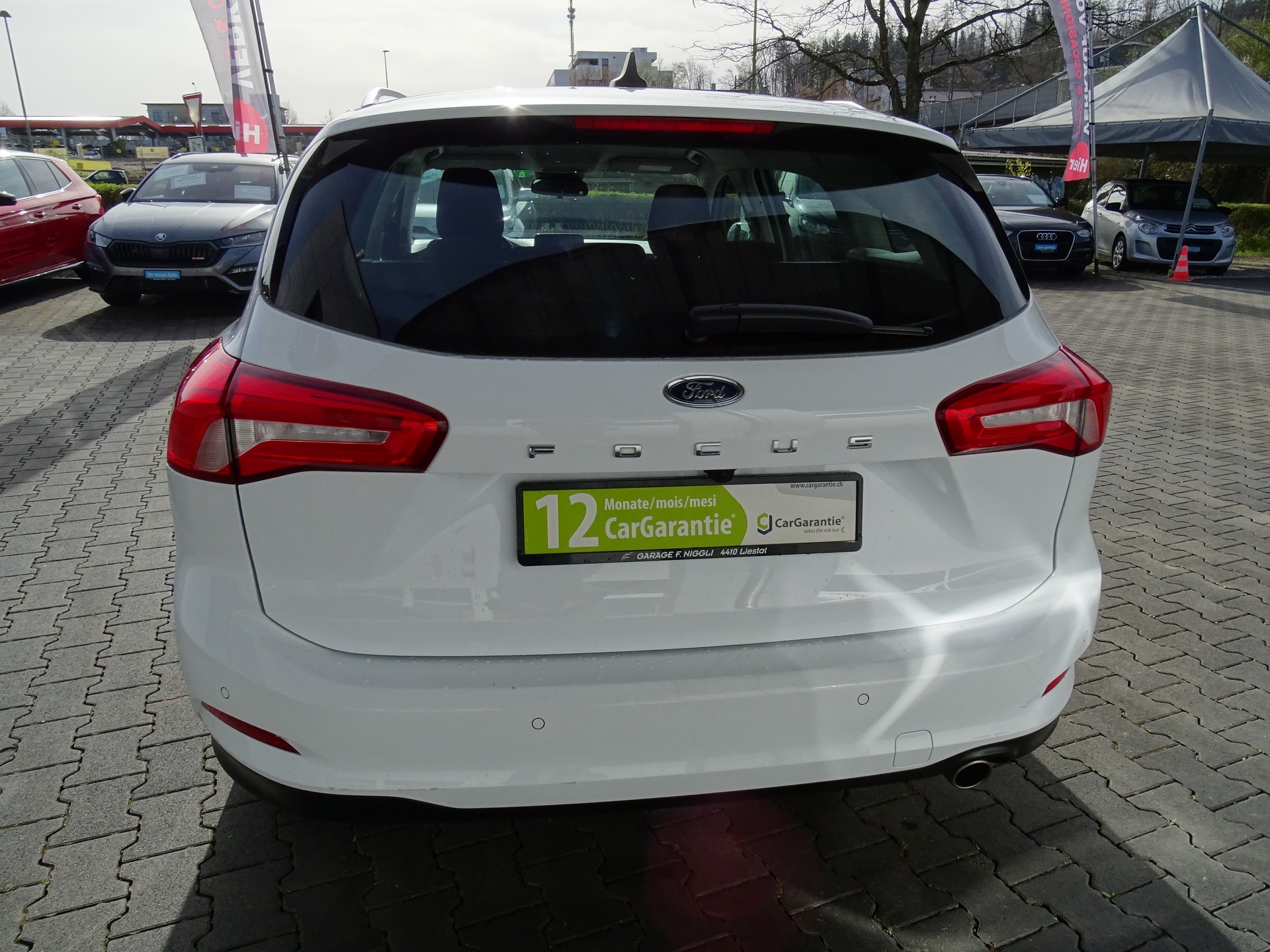 FORD Focus 1.5 SCTi Titanium Automatic-image-12
