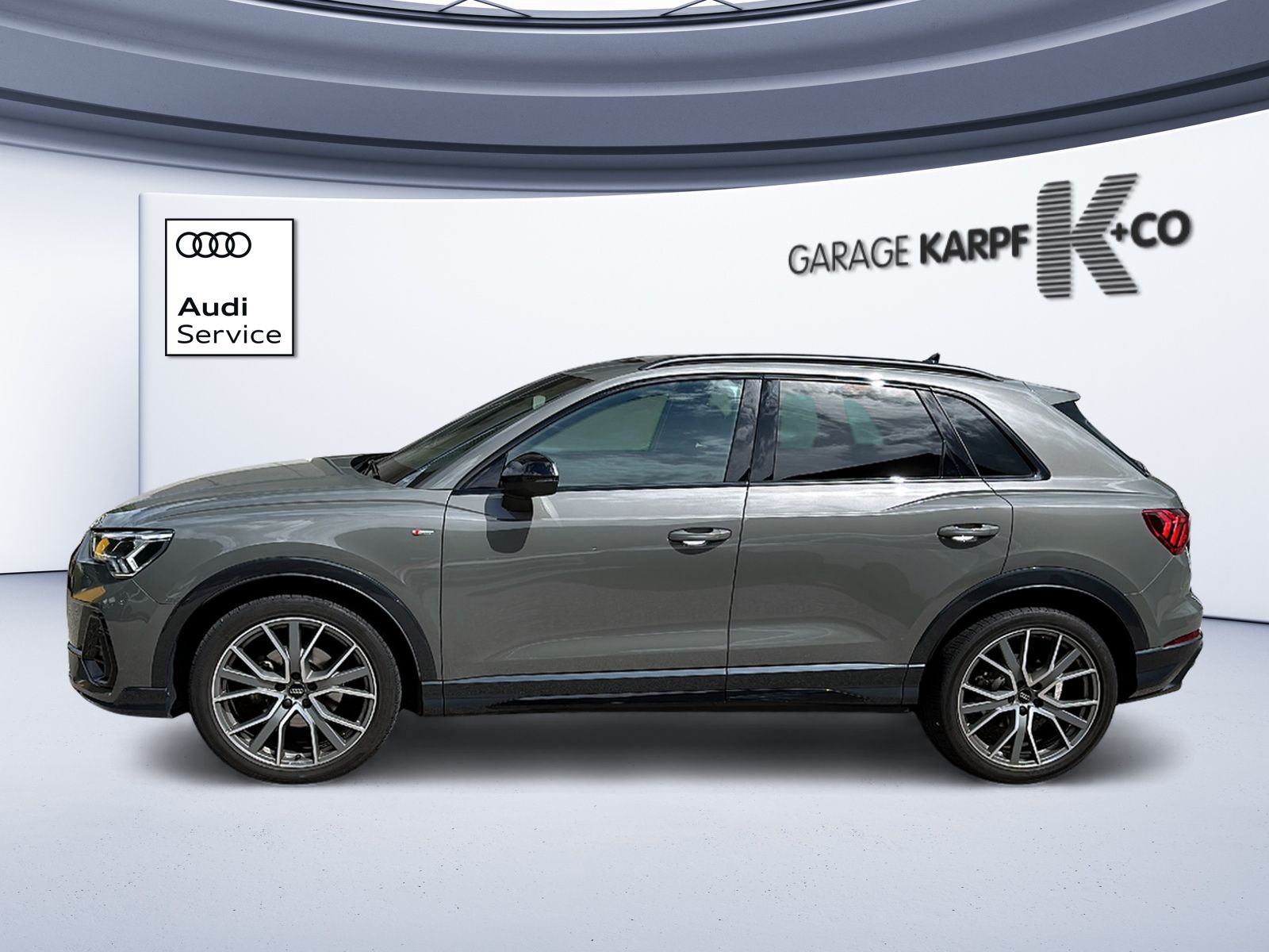 AUDI Q3 35 TFSI S line S-tronic-image-1