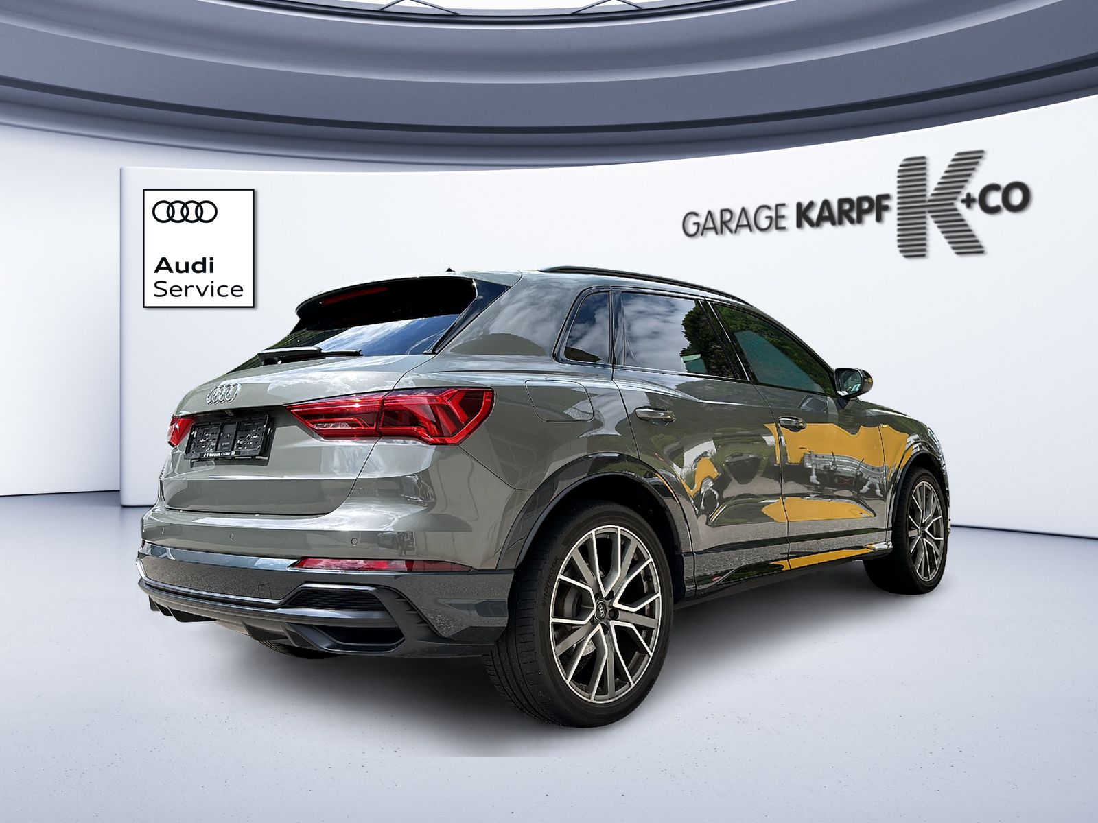 AUDI Q3 35 TFSI S line S-tronic-image-4