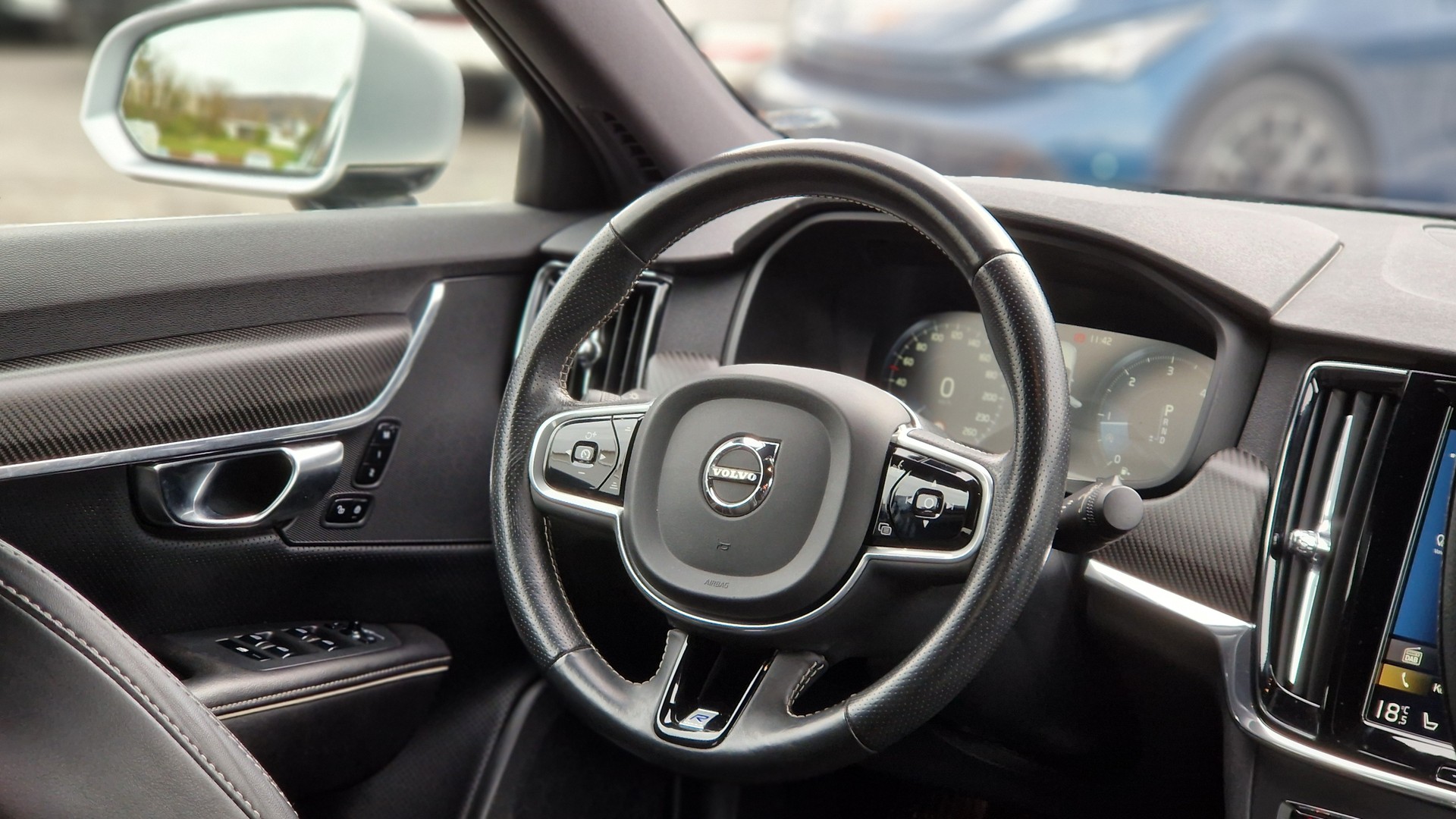 VOLVO S90 D4 R-Design Geartronic-image-14
