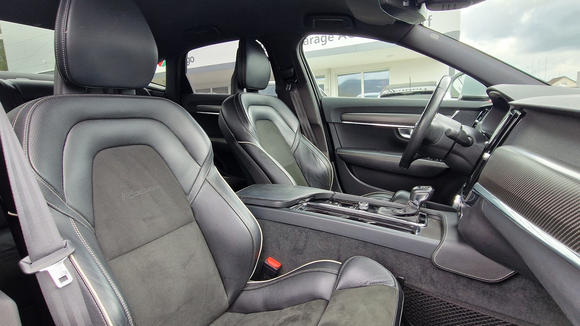VOLVO S90 D4 R-Design Geartronic-image-10