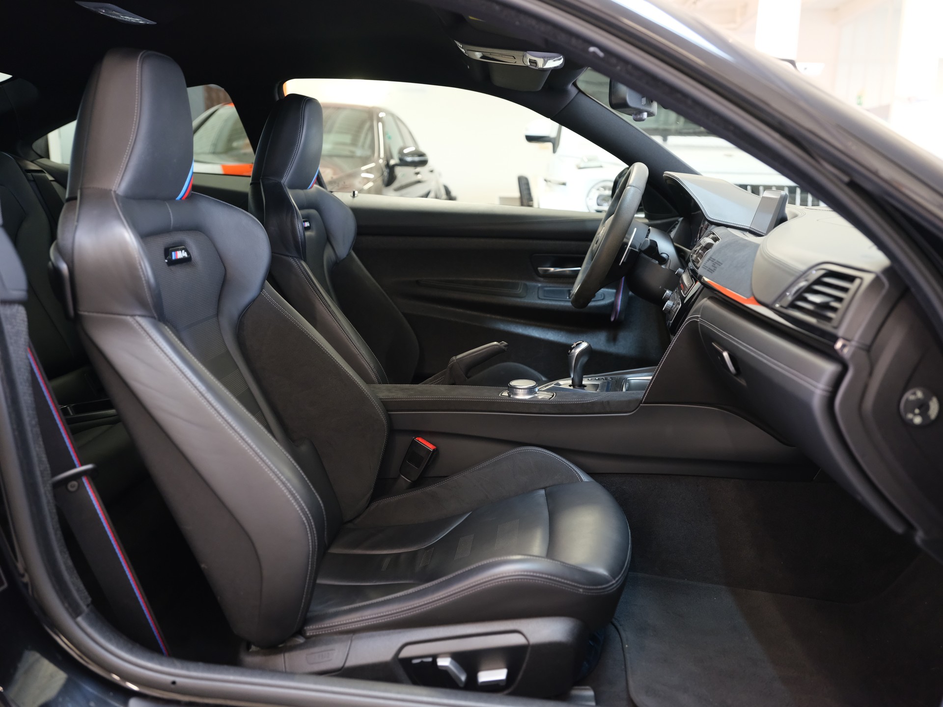 BMW M4 Coupé CS DKG-image-14