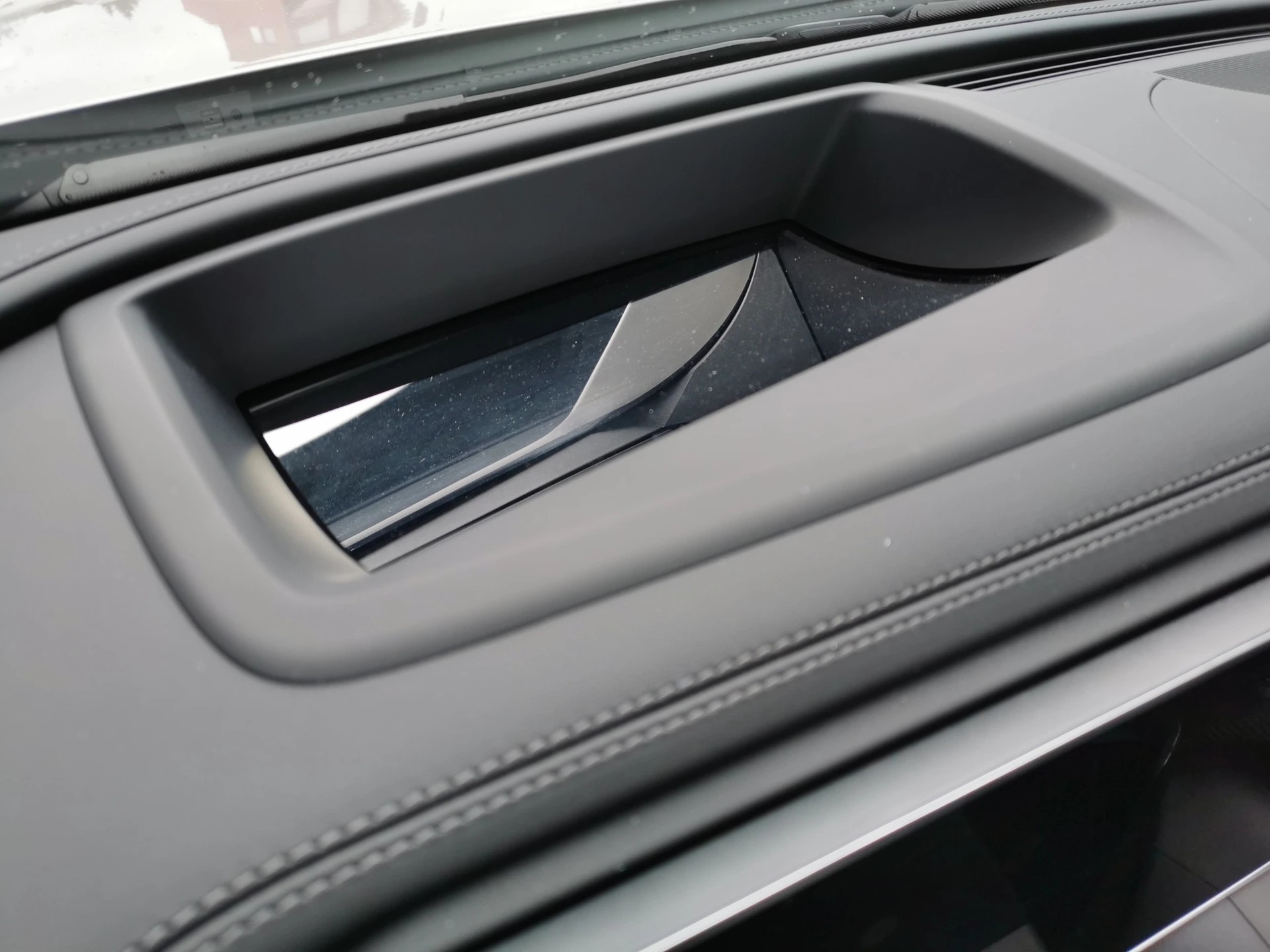 MERCEDES-BENZ GLC 300 d 4Matic AMG Line 9G-Tronic-image-10