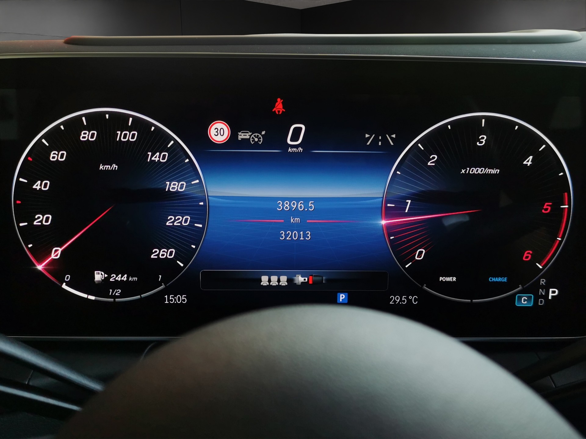 MERCEDES-BENZ GLC 300 d 4Matic AMG Line 9G-Tronic-image-18
