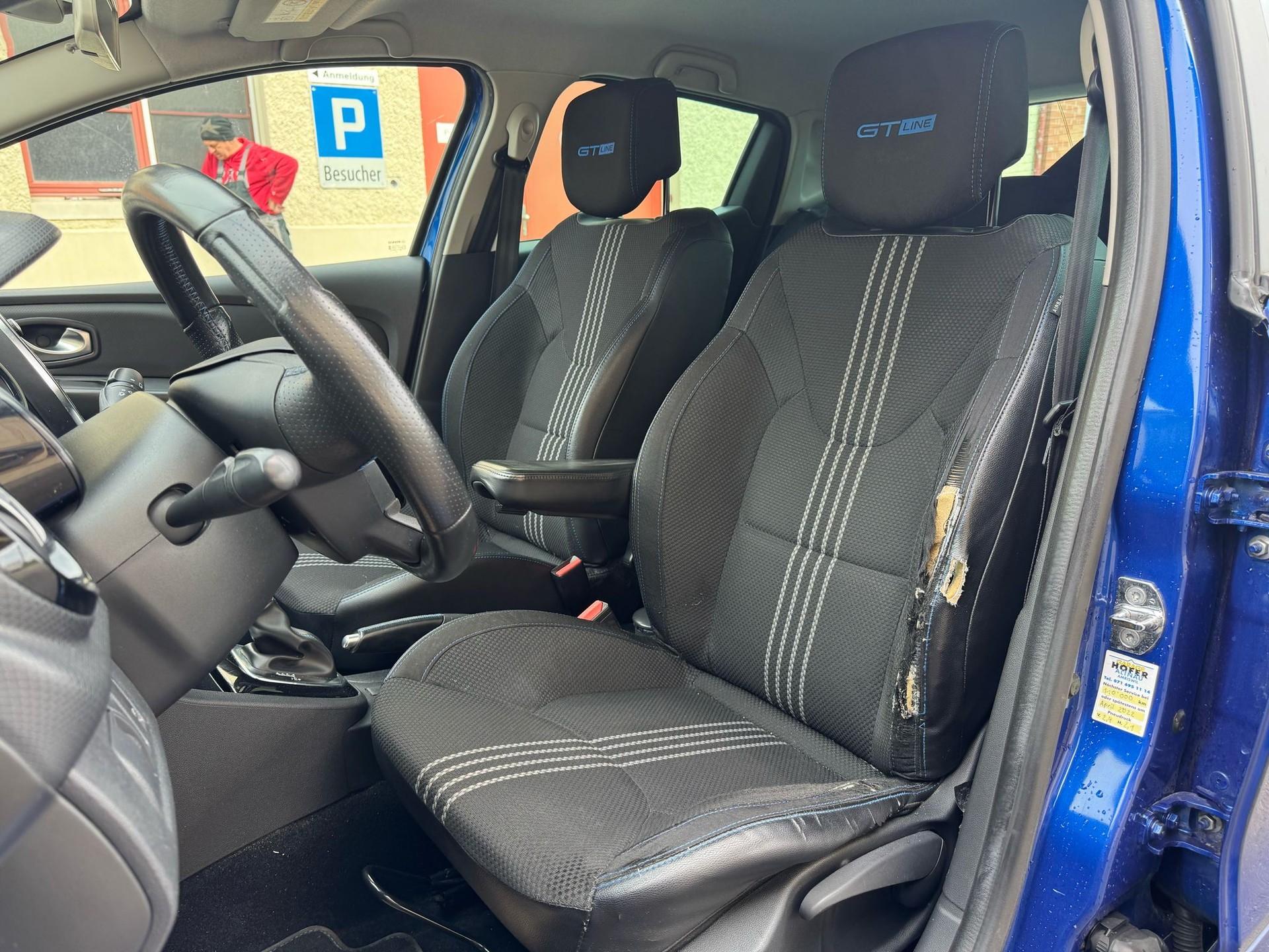 RENAULT Clio 1.2 16V T Limited EDC-image-9