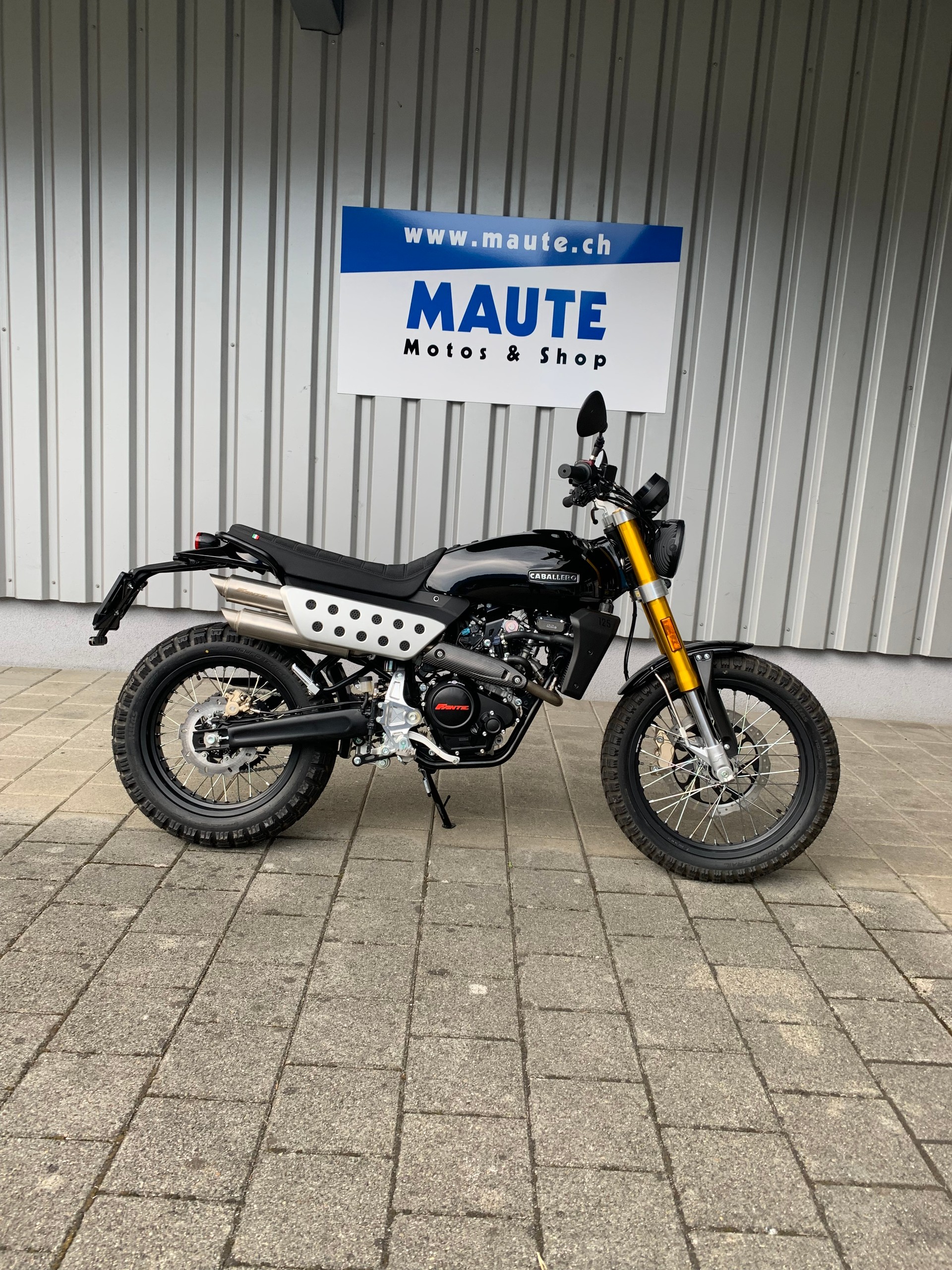 FANTIC Caballero 125 Scrambler