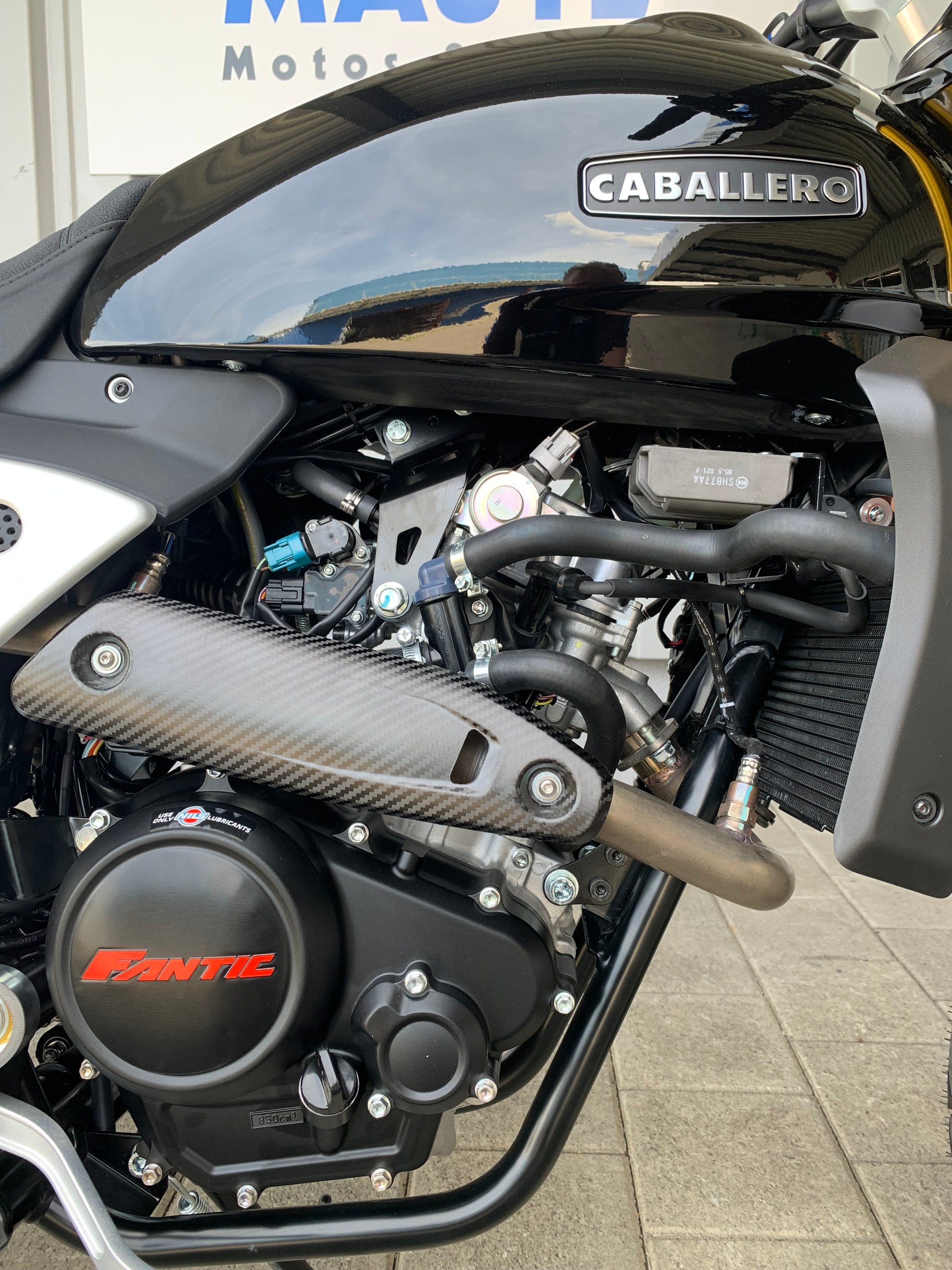 FANTIC Caballero 125 Scrambler-showroom-element-3