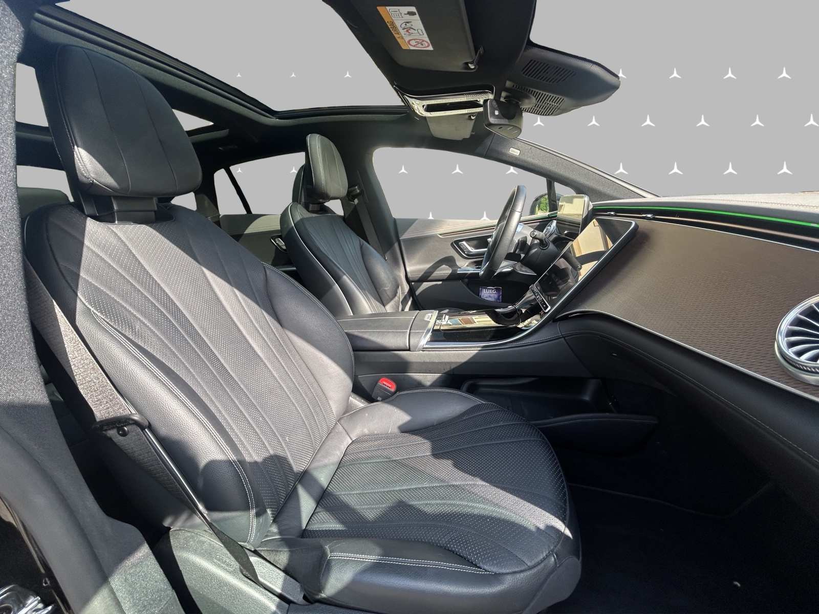 MERCEDES-BENZ EQE 350+-image-11