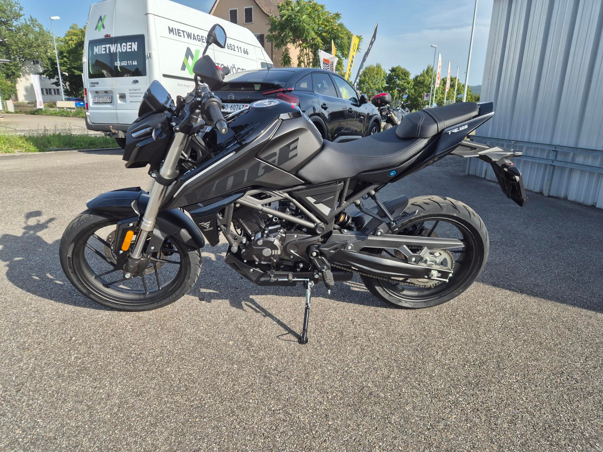 VOGE 125R mit ABS, LED,TFT Display-showroom-element-1