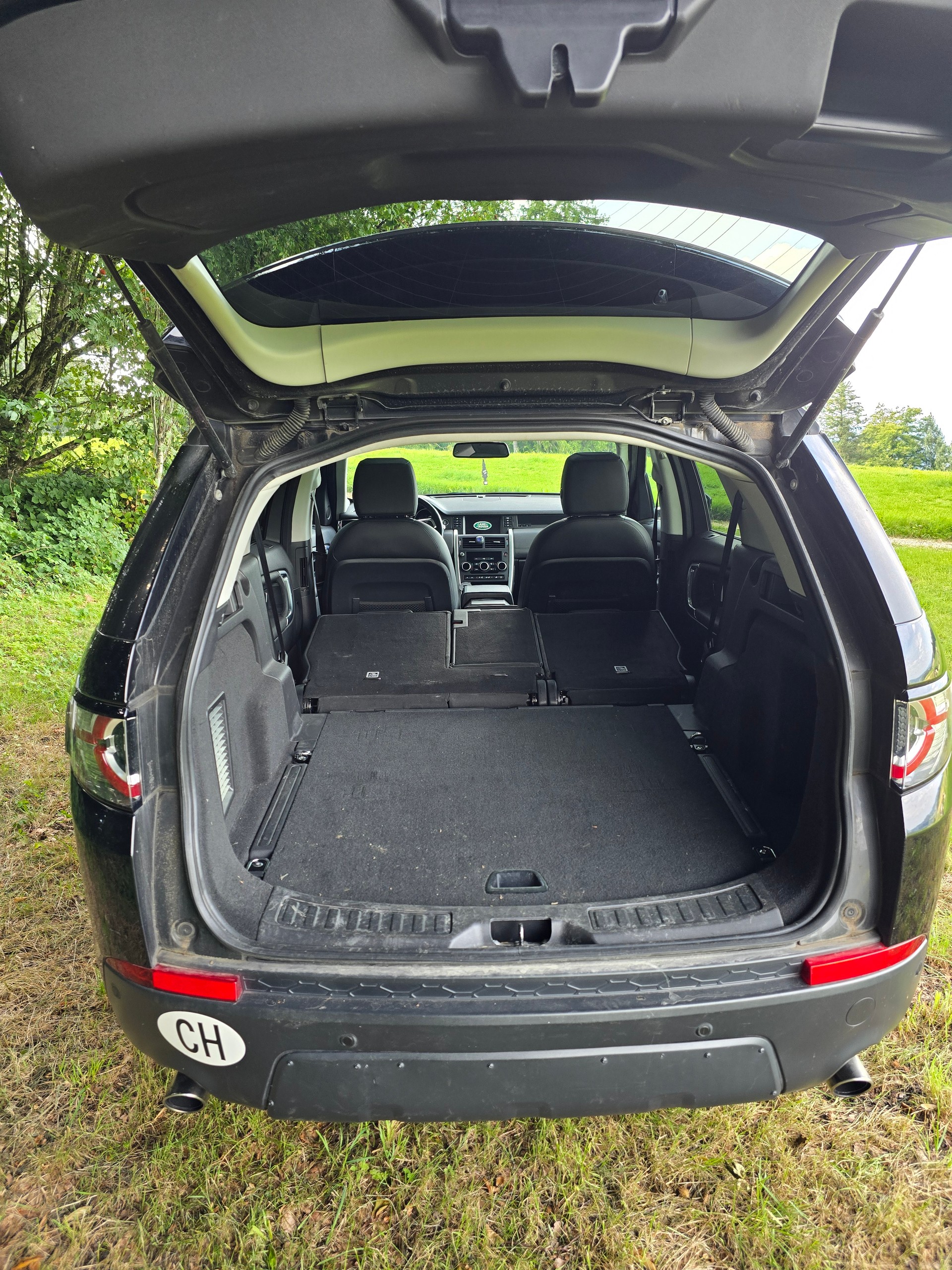 LAND ROVER Discovery Sport 2.0 TD4 SE AT9-image-8