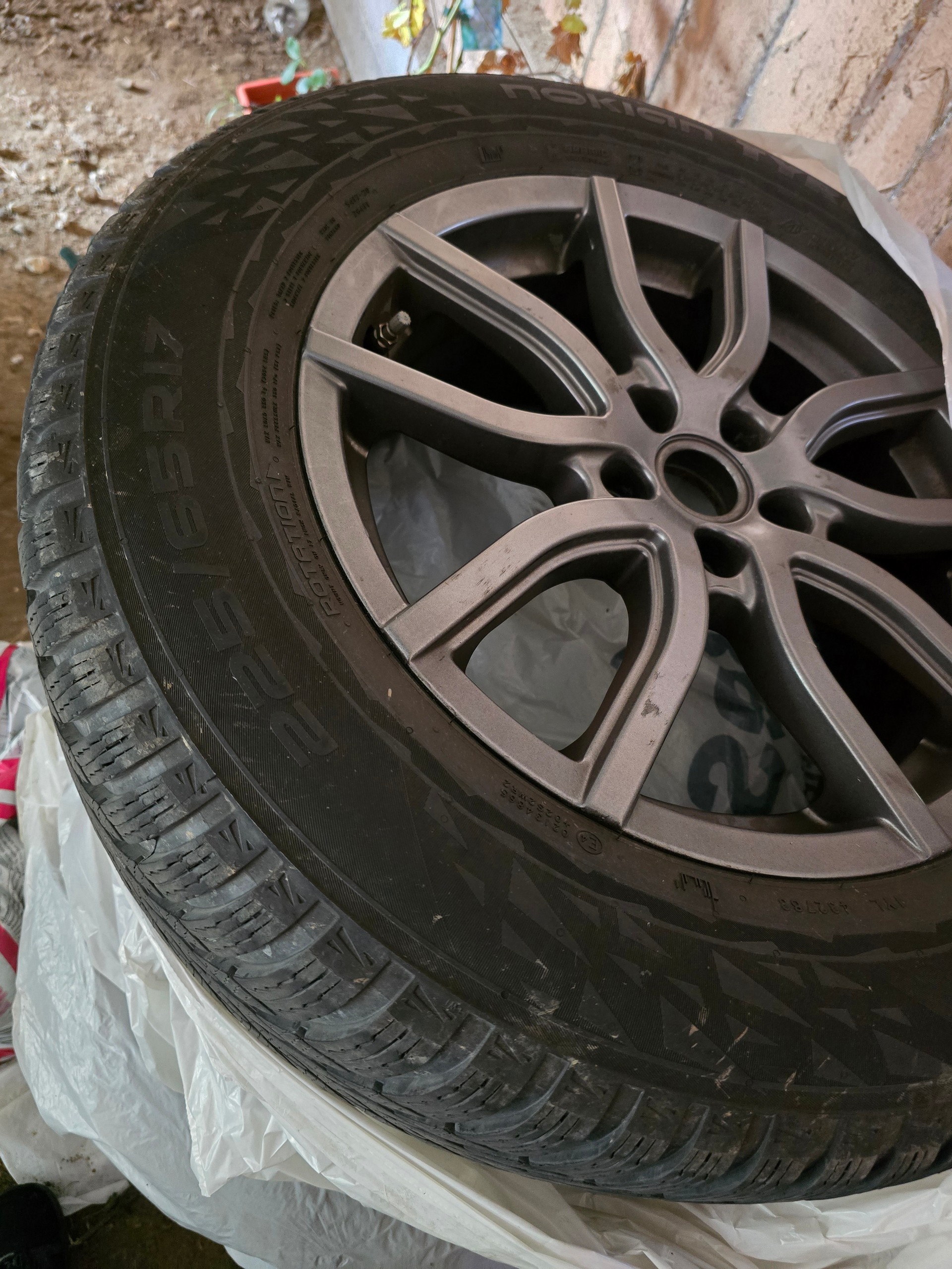 LAND ROVER Discovery Sport 2.0 TD4 SE AT9-image-13