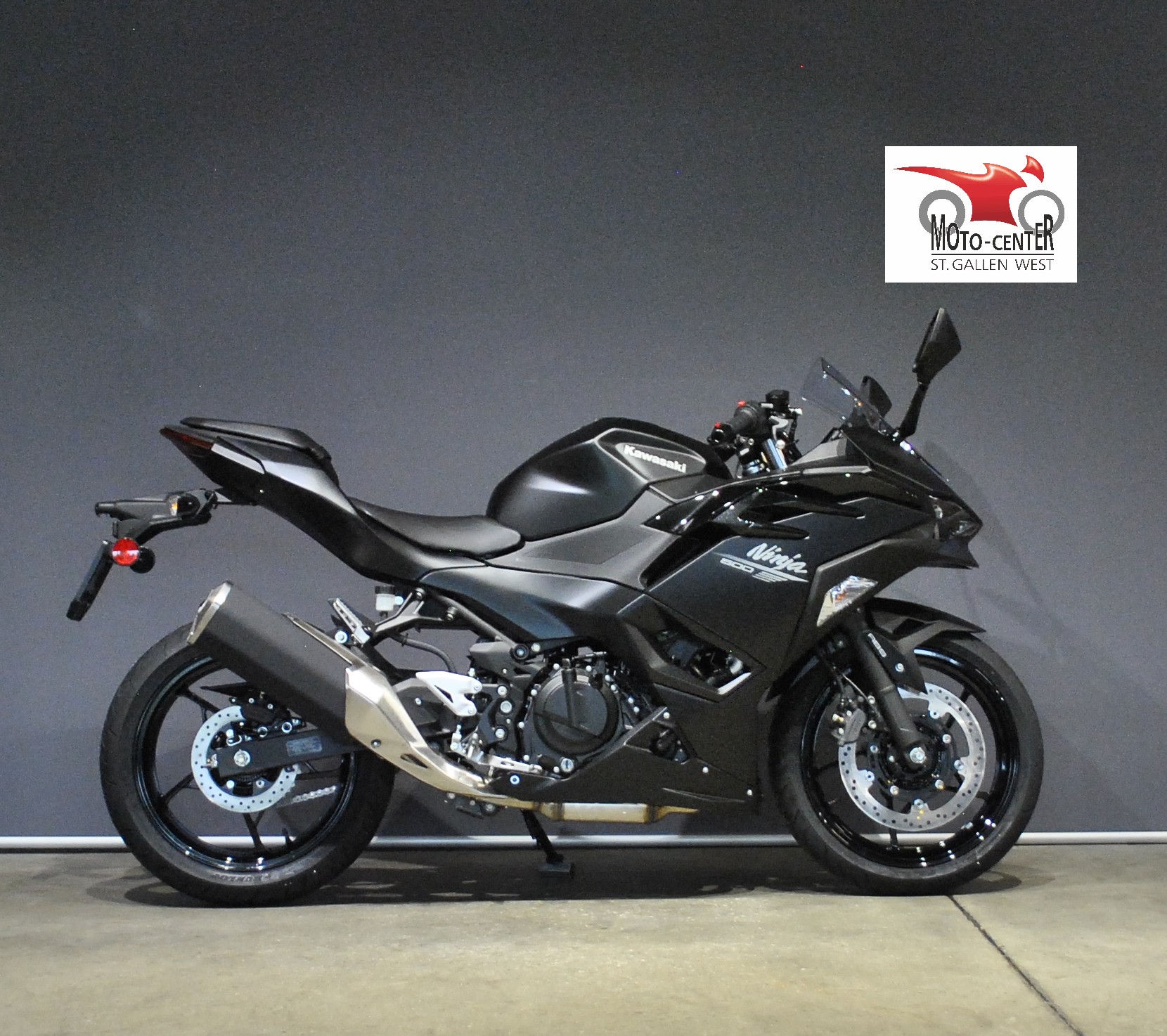 KAWASAKI Ninja 500-showroom-element-1