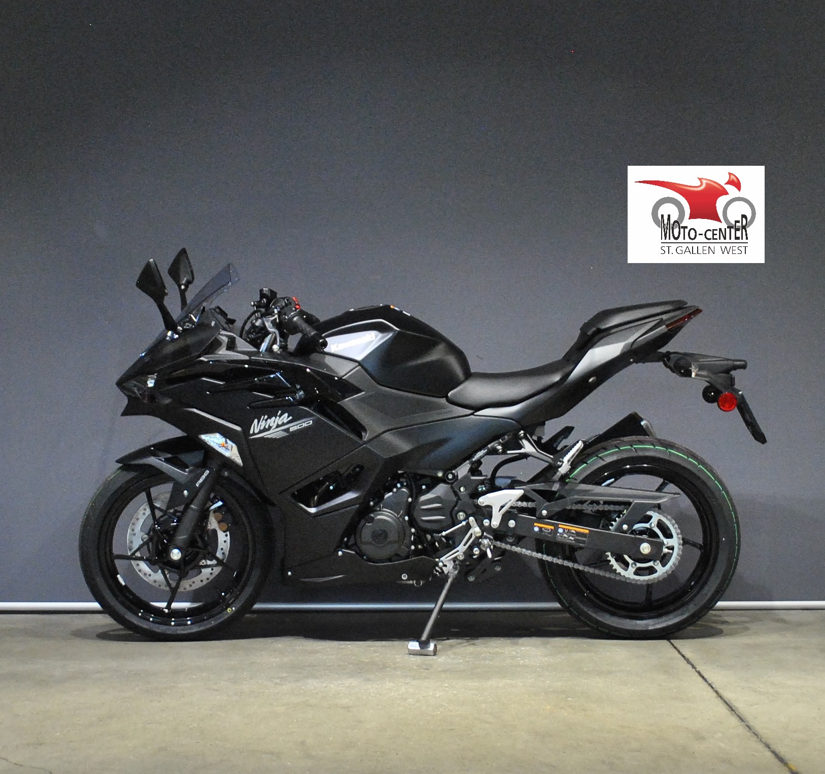 KAWASAKI Ninja 500-showroom-element-2