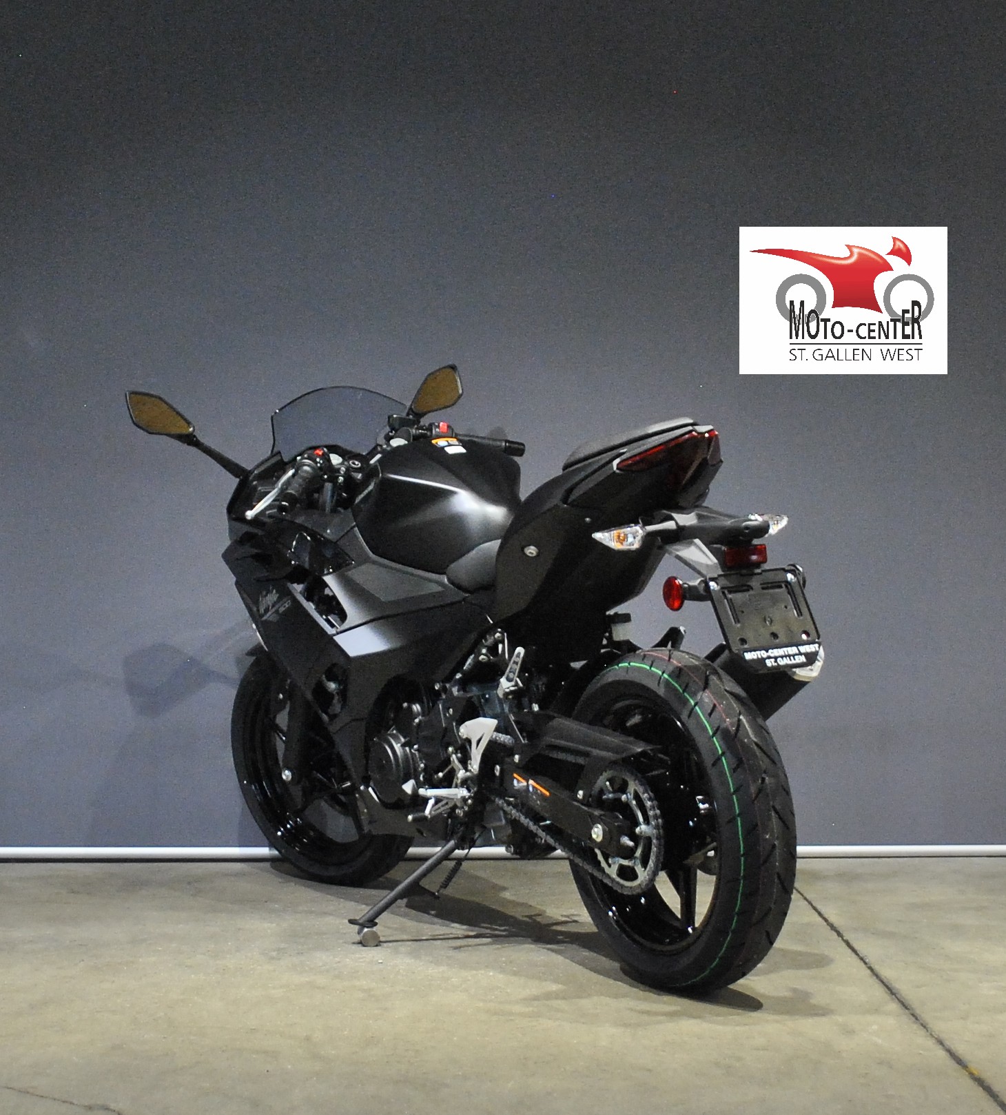 KAWASAKI Ninja 500-showroom-element-3