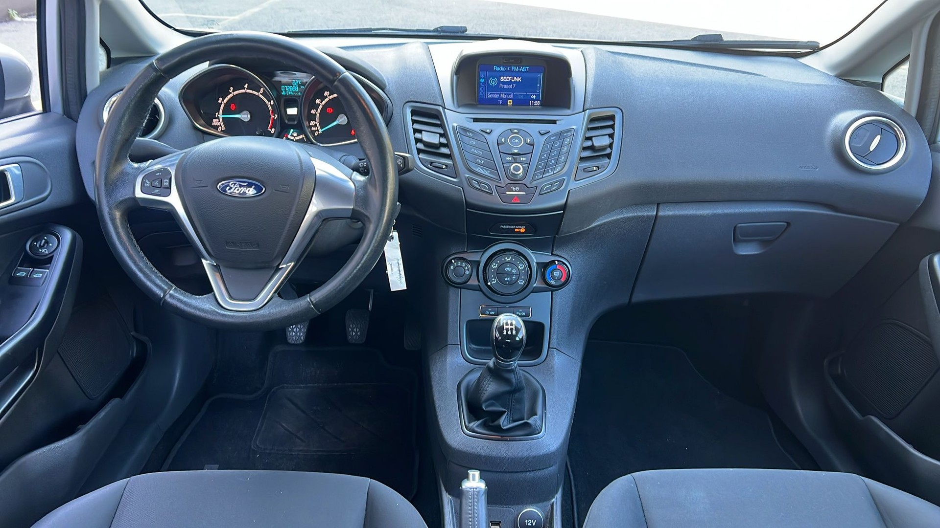 FORD Fiesta 1.0 Fun-image-5