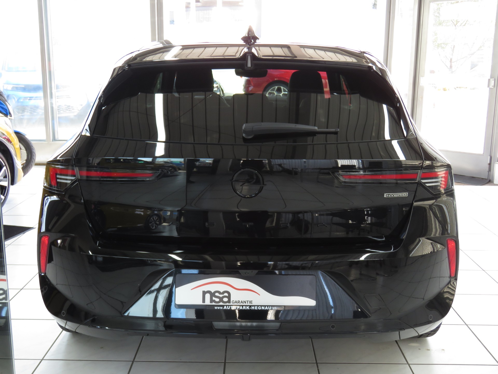 OPEL Astra 1.6 PHEV Turbo Swiss Plus Automat-image-4