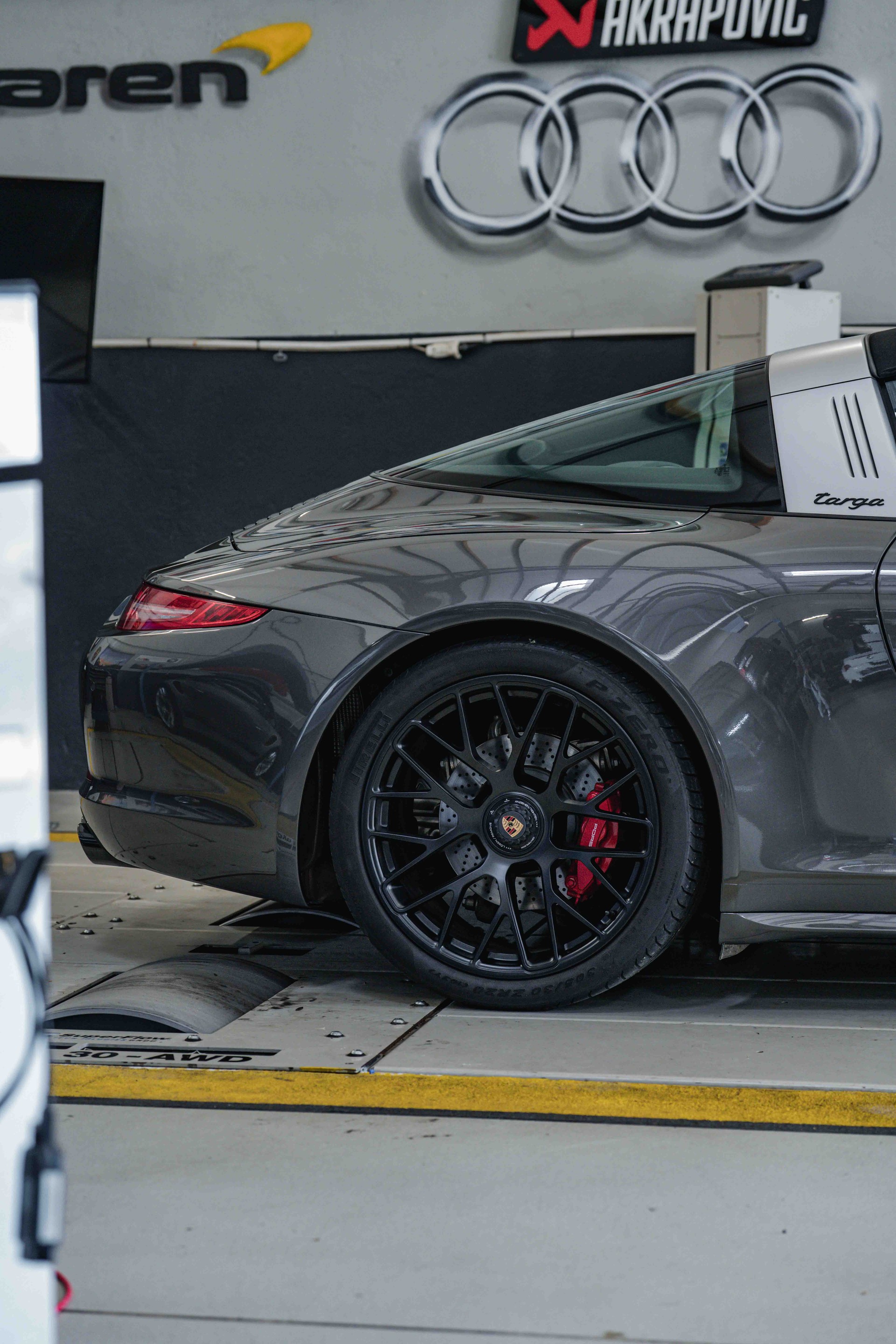 PORSCHE 911 Targa 4 GTS PDK-image-4