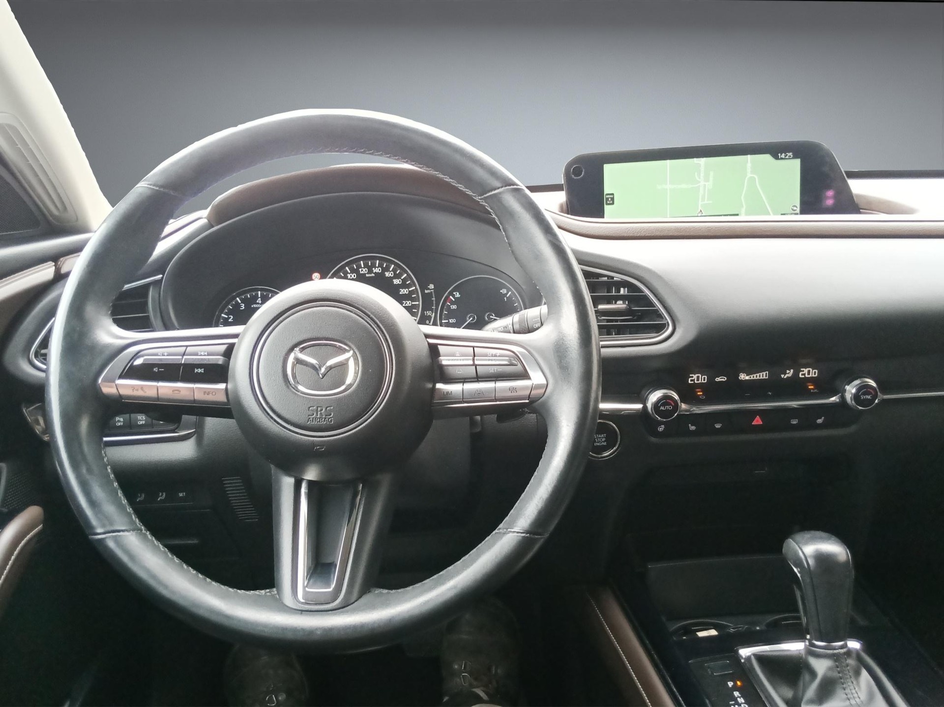 MAZDA CX-30 2.0 180 Revolution AWD-image-10