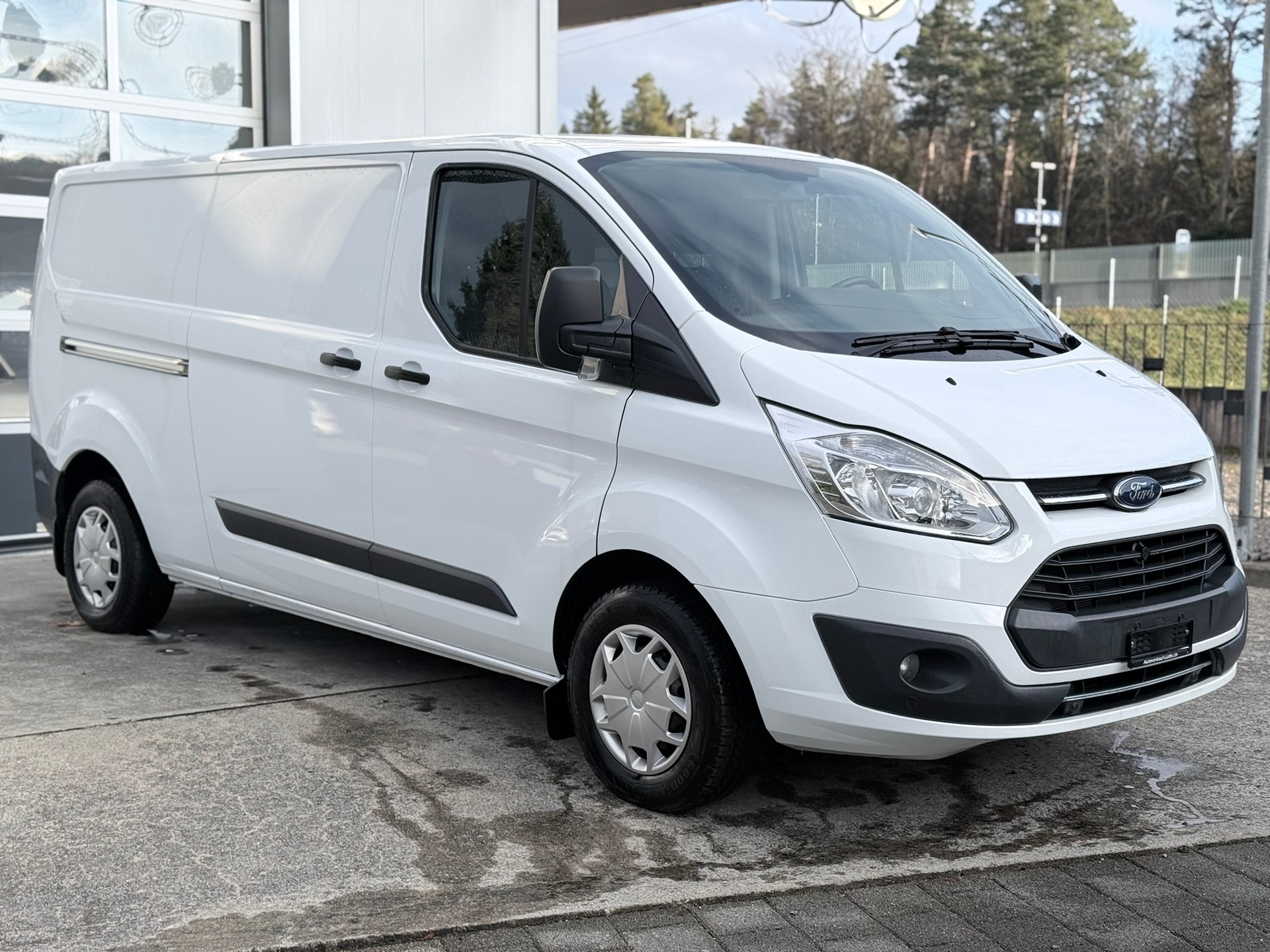 FORD Transit Custom Van 310 L2H1 Trend-image-2