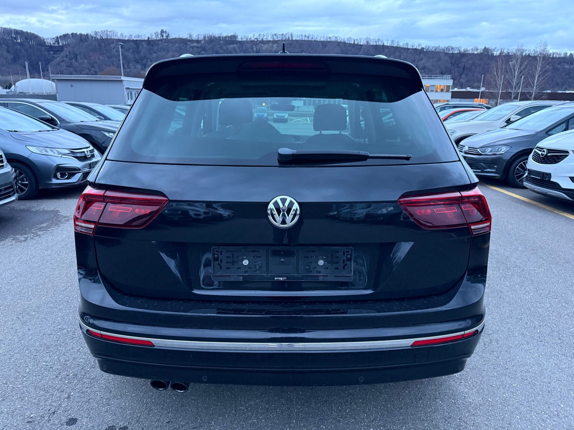 VW Tiguan 1.4TSI ACT R-line Sound 4Motion DSG-image-13