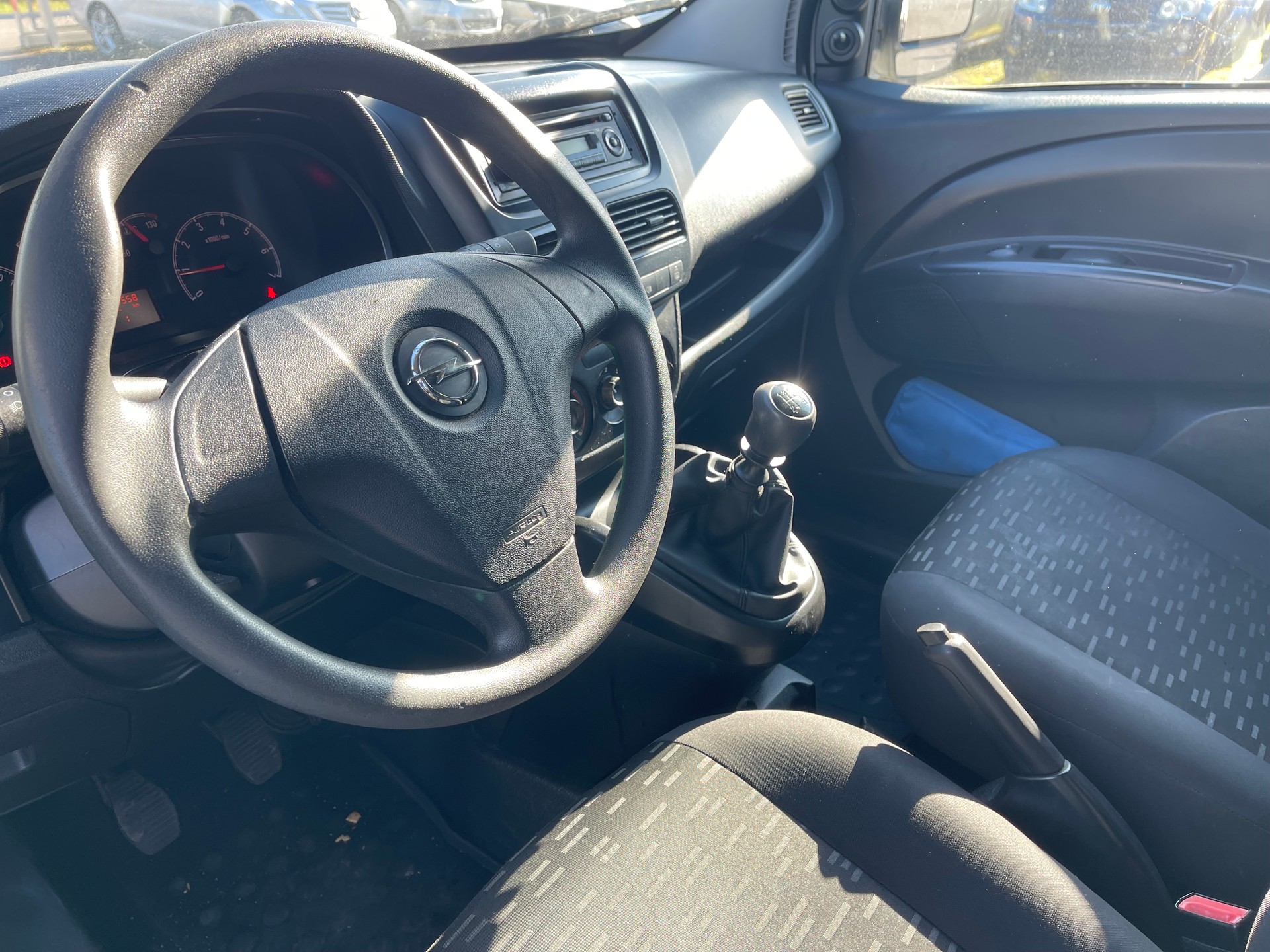 OPEL Combo 1.4i 2.2 L1H1-image-10