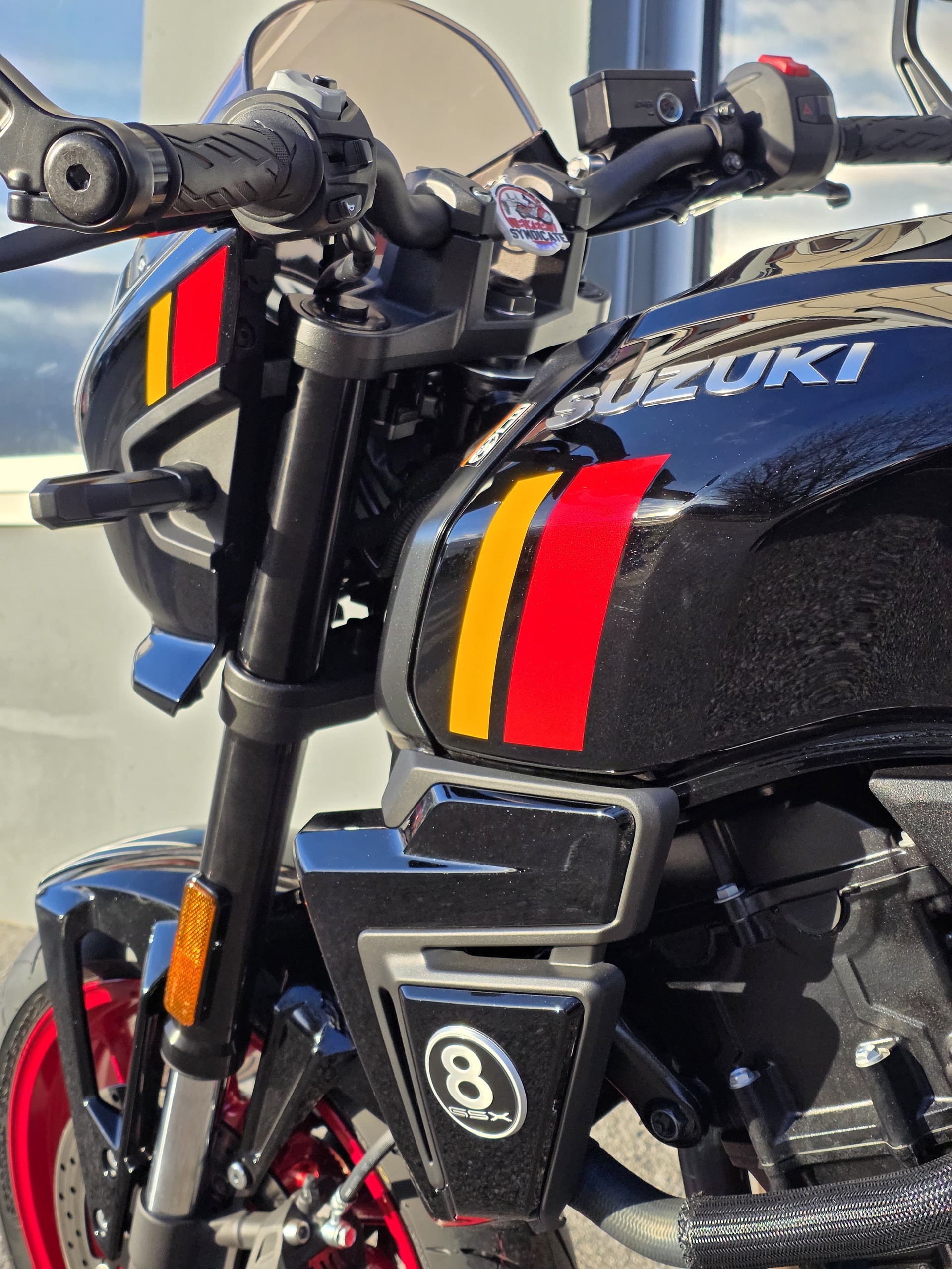 SUZUKI 8TT-image-2
