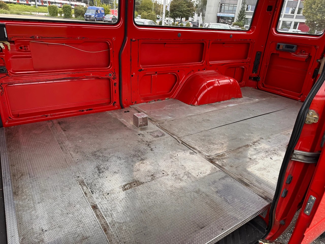 MERCEDES-BENZ 412D 4x4-image-10