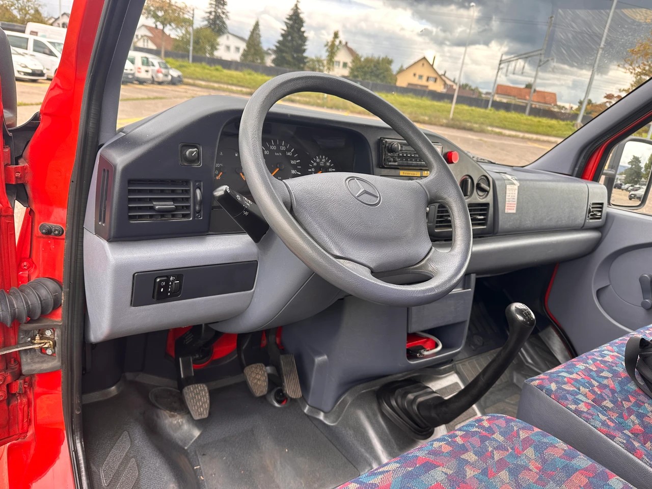 MERCEDES-BENZ 412D 4x4-image-11