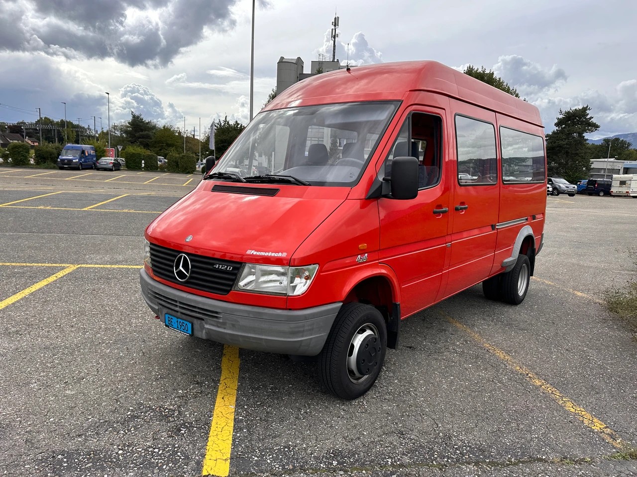 MERCEDES-BENZ 412D 4x4-image-1