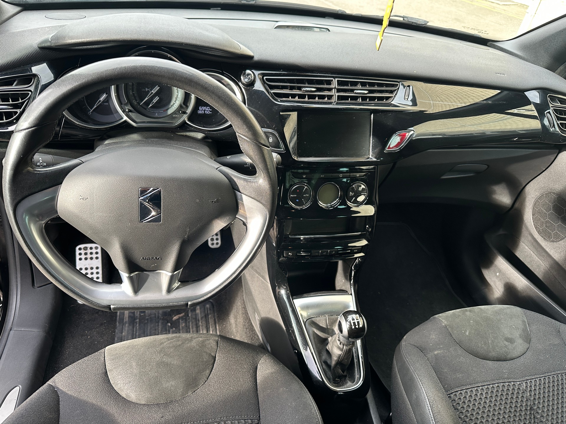 DS AUTOMOBILES DS3 1.2 Pure Tech SO Chic-image-8