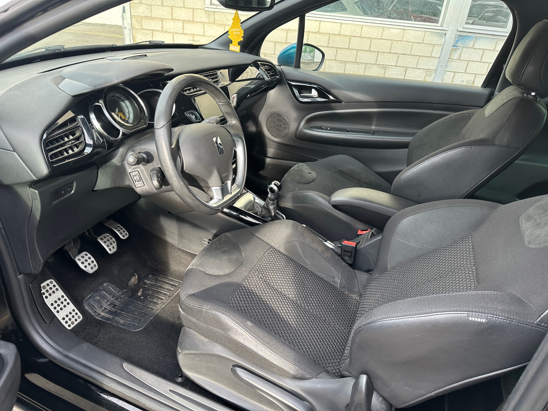 DS AUTOMOBILES DS3 1.2 Pure Tech SO Chic-image-7