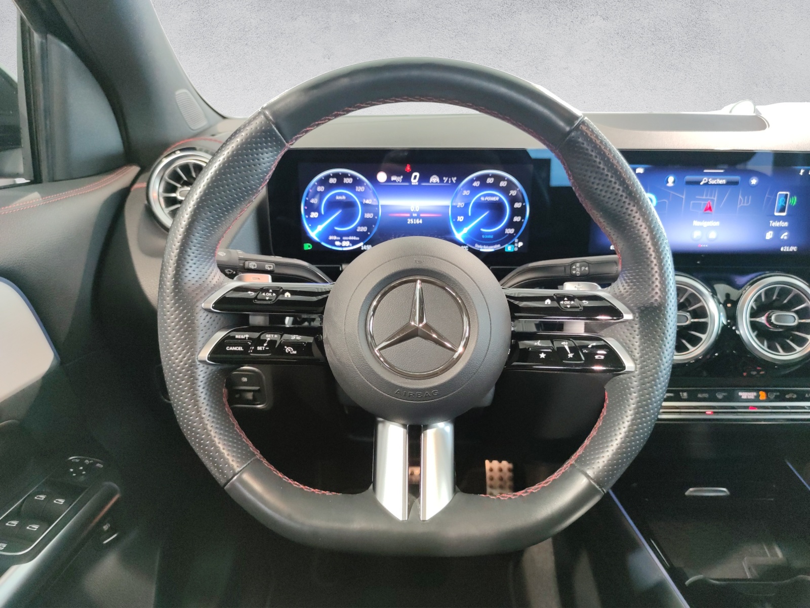 MERCEDES-BENZ EQA 350 AMG Line 4Matic Swiss Star-image-12