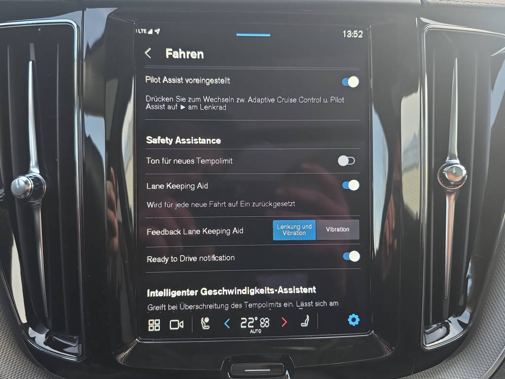 VOLVO XC60 2.0 B5 MH Ultra Dark AWD-image-23