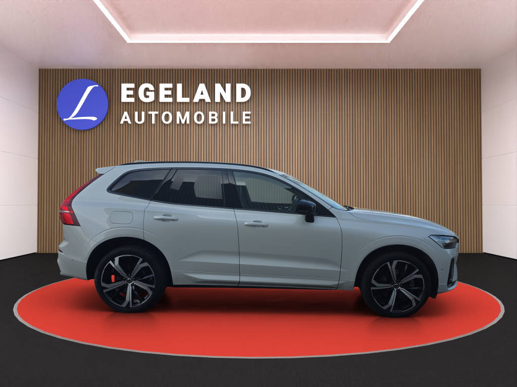 VOLVO XC60 2.0 B5 MH Ultra Dark AWD-image-7